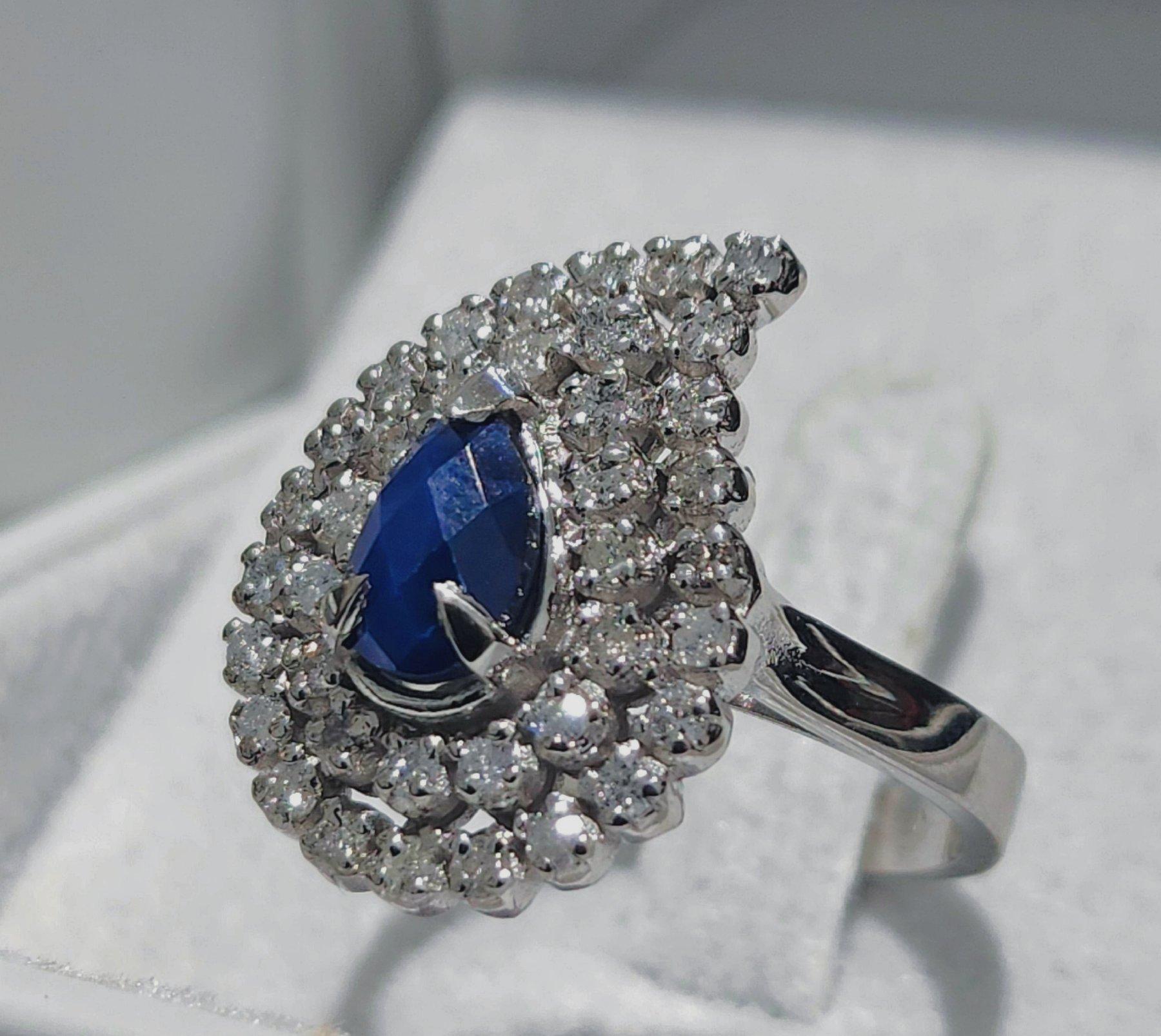For Sale:  Pear Sapphire Ring 2.46 ct 2