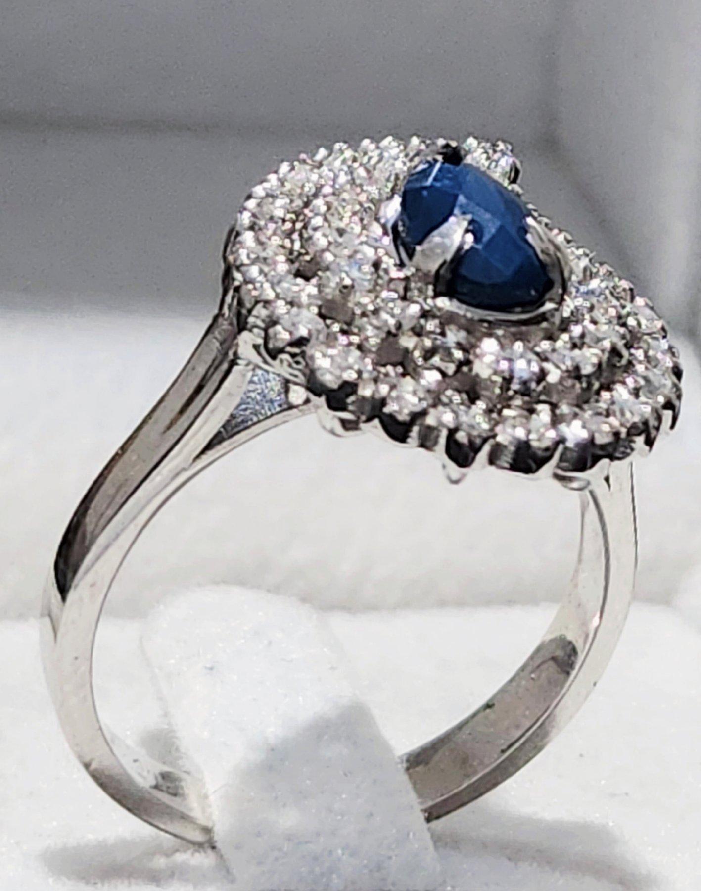 For Sale:  Pear Sapphire Ring 2.46 ct 4