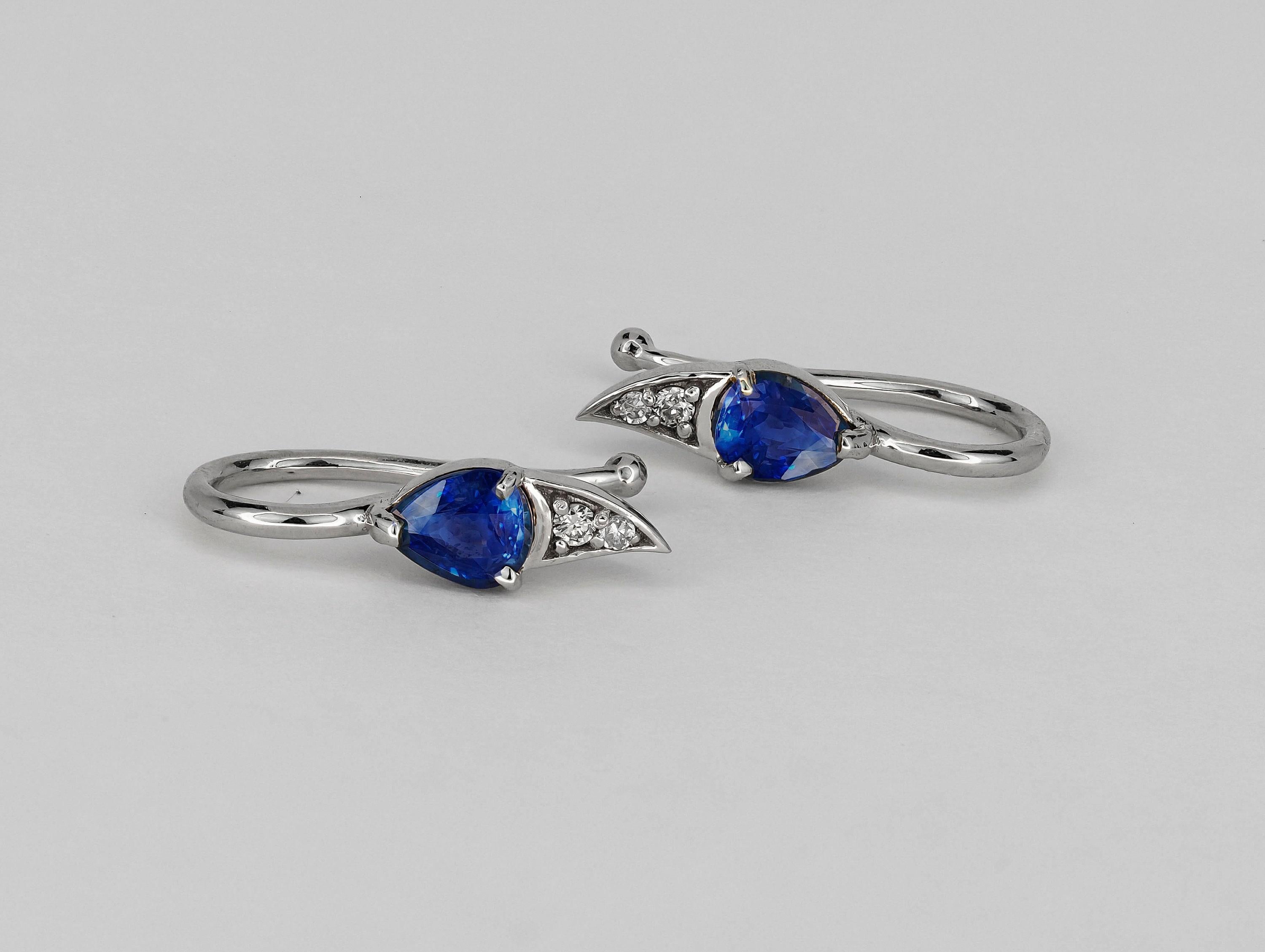 Pear sapphires earrings For Sale 1