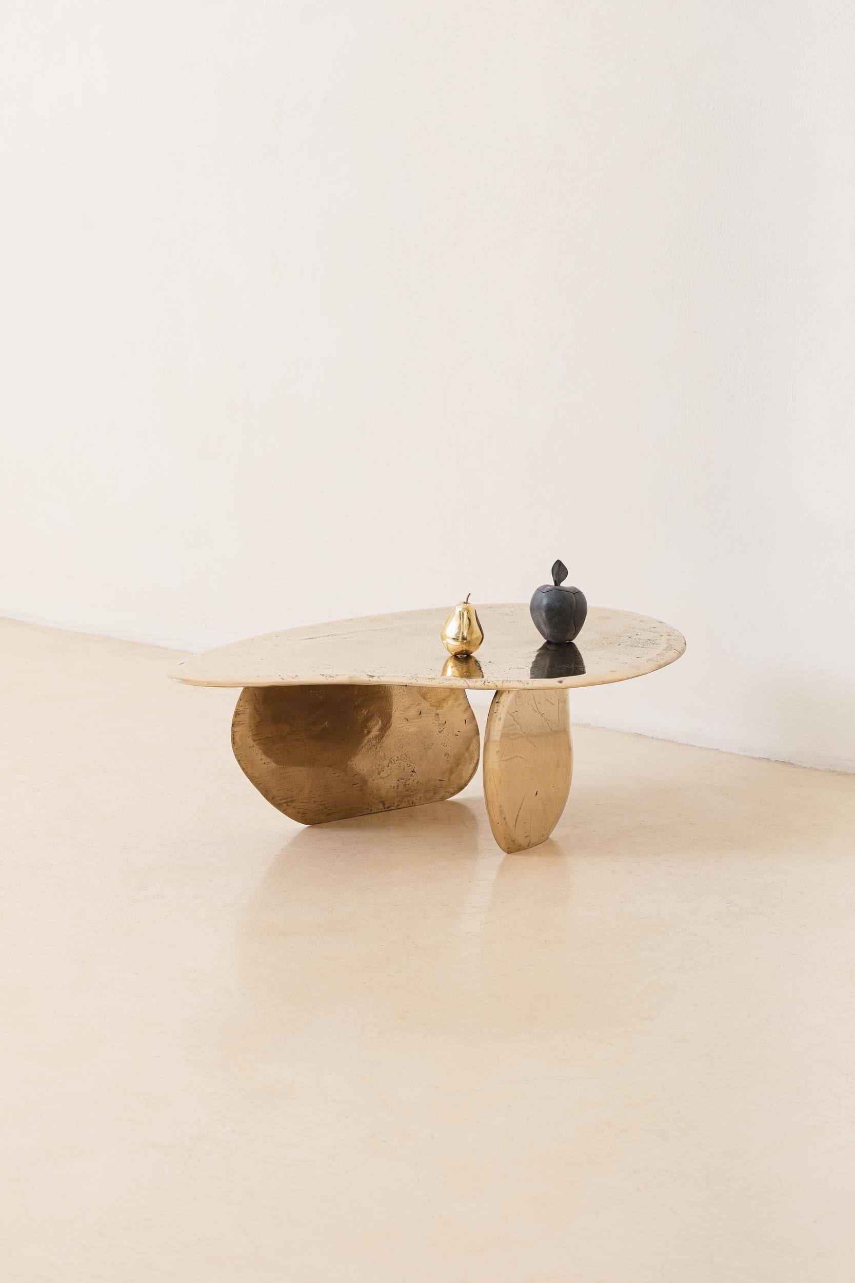 The Pearl Sculpture, from Lucas Recchia’s Fruits collection, celebrates organic form and vibrant color through the expressive use of bronze. Inspired by the sinuosity and subtle imperfection of nature, each piece captures a sense of playfulness