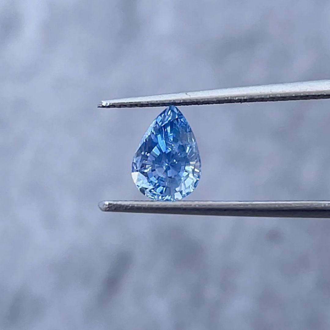 A Pear/Tear drop shape Cornflower Blue Natural Sapphire measuring 7.2 x 5.2 mm, weighing 1.42 ct.
Pear shape sapphires are one of my favourites, with their glistening tips and sleek appeal they are ever so graceful and timeless.

This sapphire