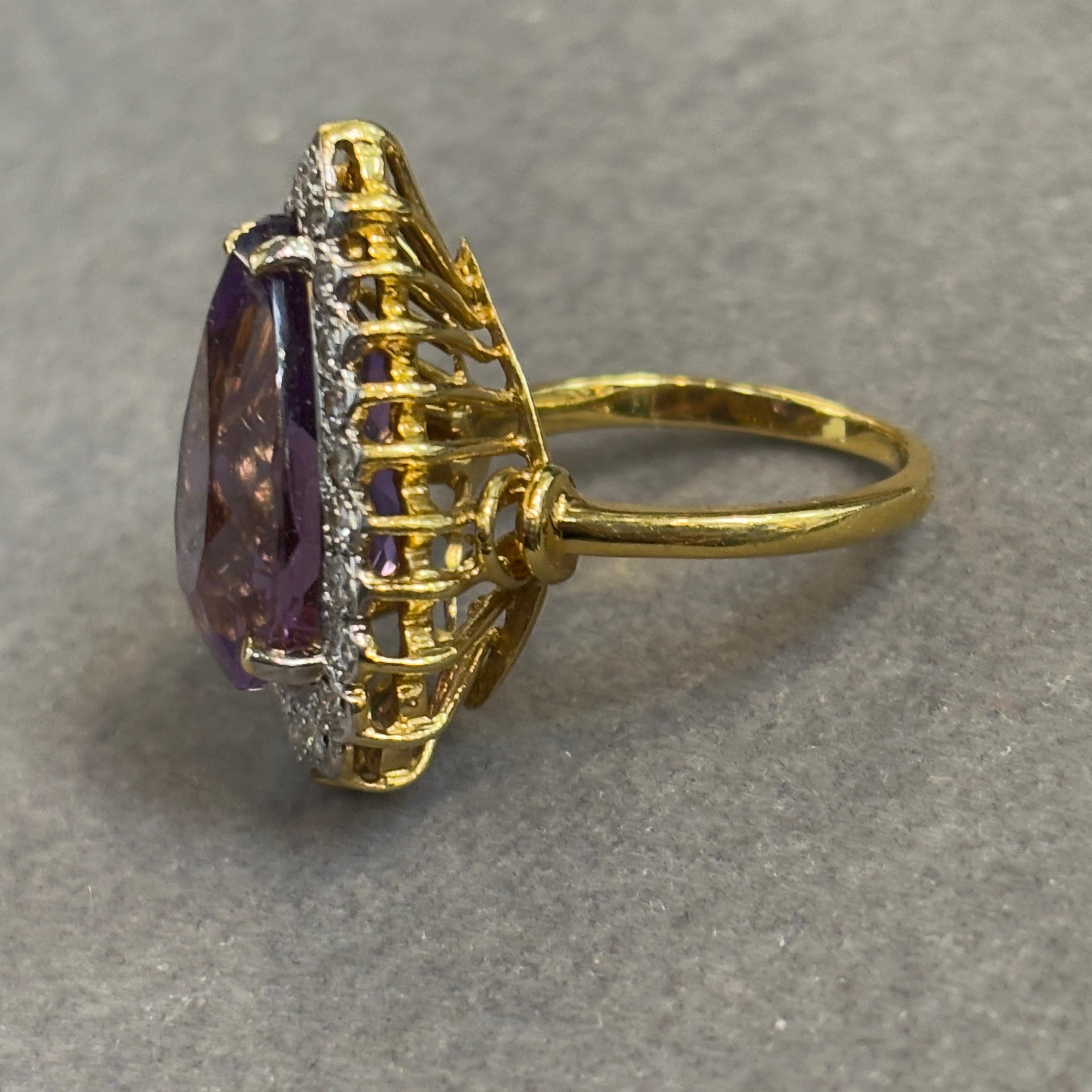 Anello con ametista e diamanti a forma di pera in vendita 3