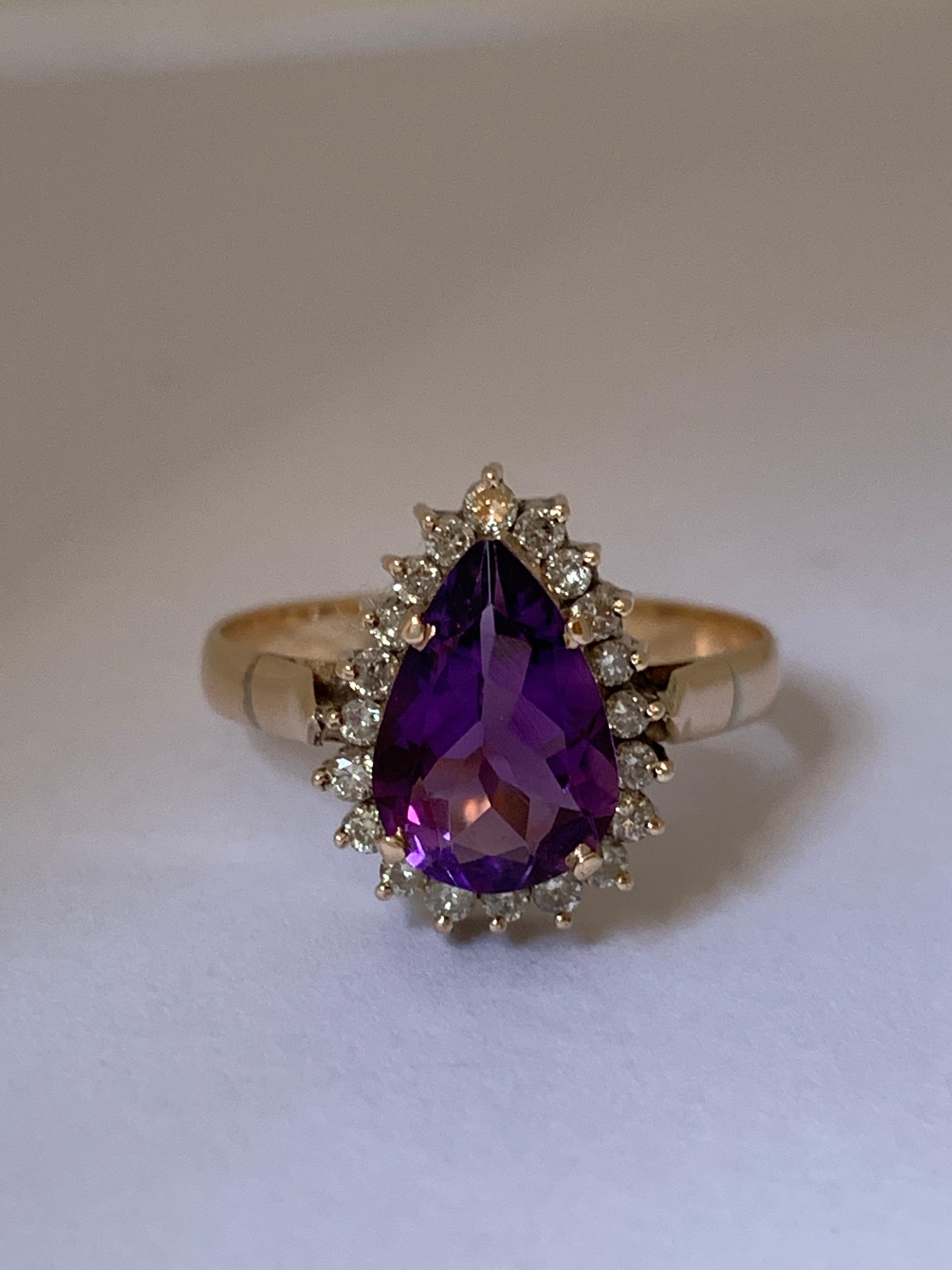 Pear Shape Amethyst and Diamond 14 Carat Gold Ring For Sale 1