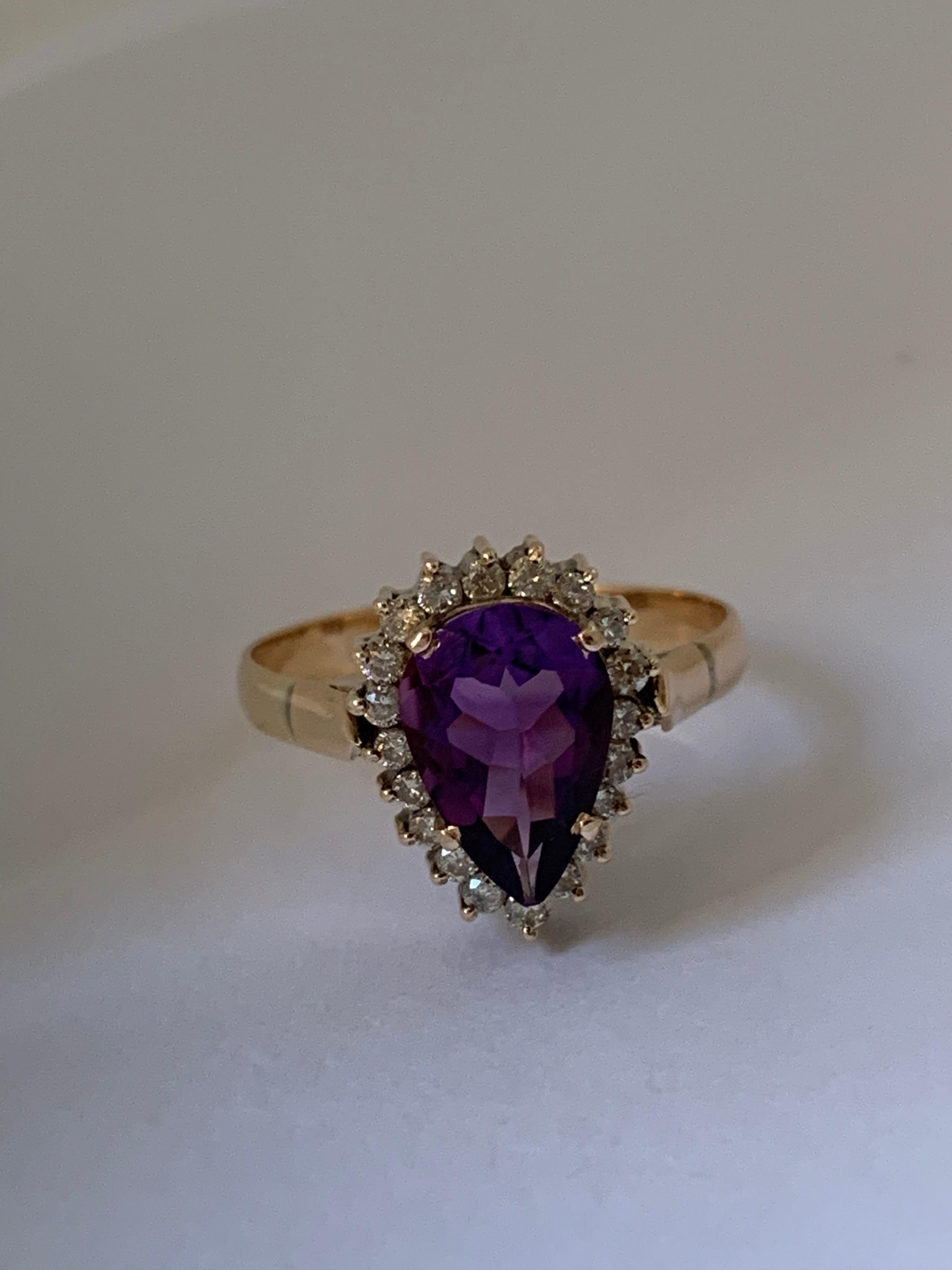 Pear Shape Amethyst and Diamond 14 Carat Gold Ring For Sale 2