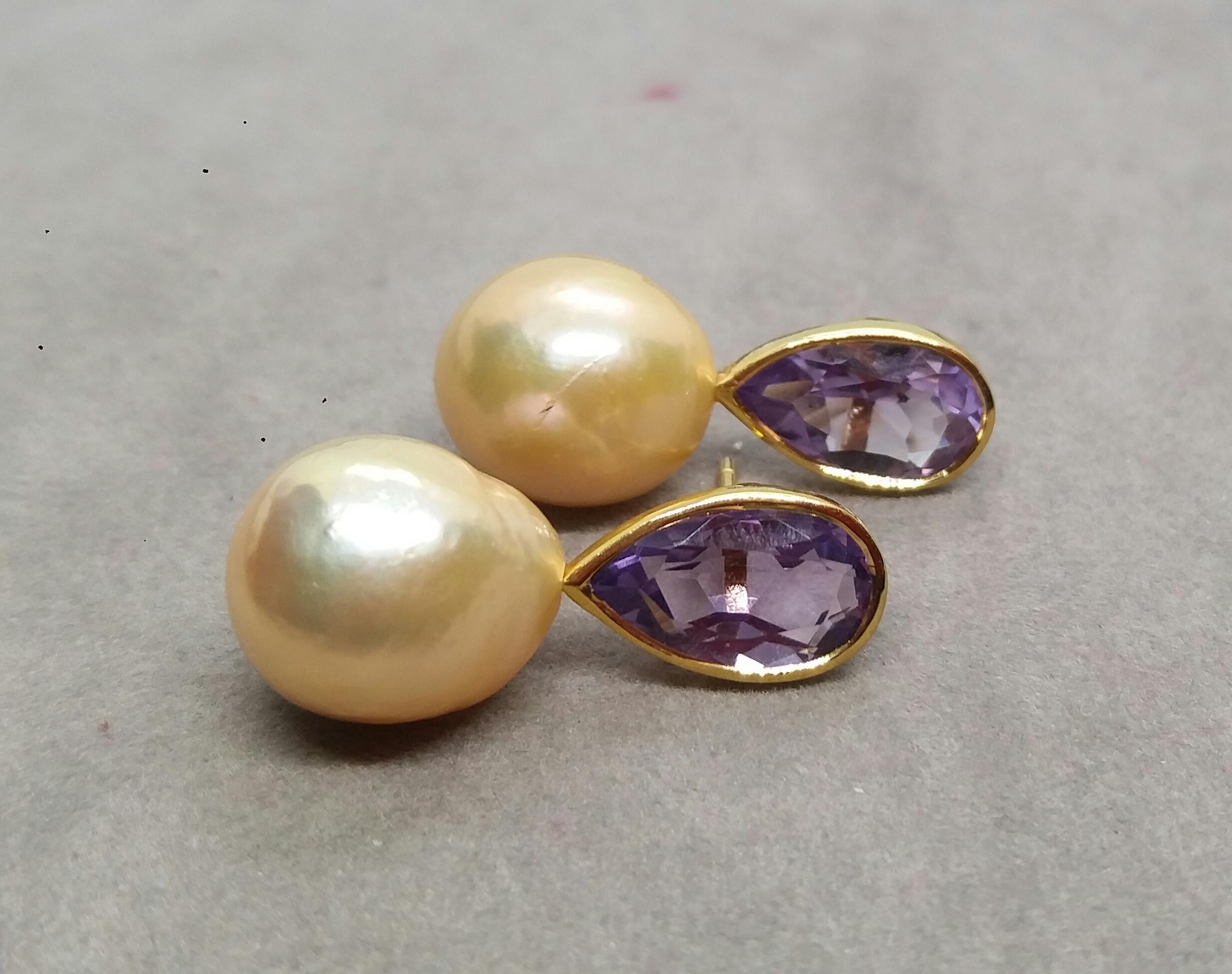 Boucles d'oreilles en or jaune 14 K, perles baroques de couleur crème, améthystes en forme de poire Pour femmes en vente
