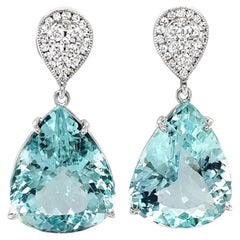 Boucles d'oreilles pendantes en or 18k aigue-marine et diamant en forme de poire, 29,03 carats au total