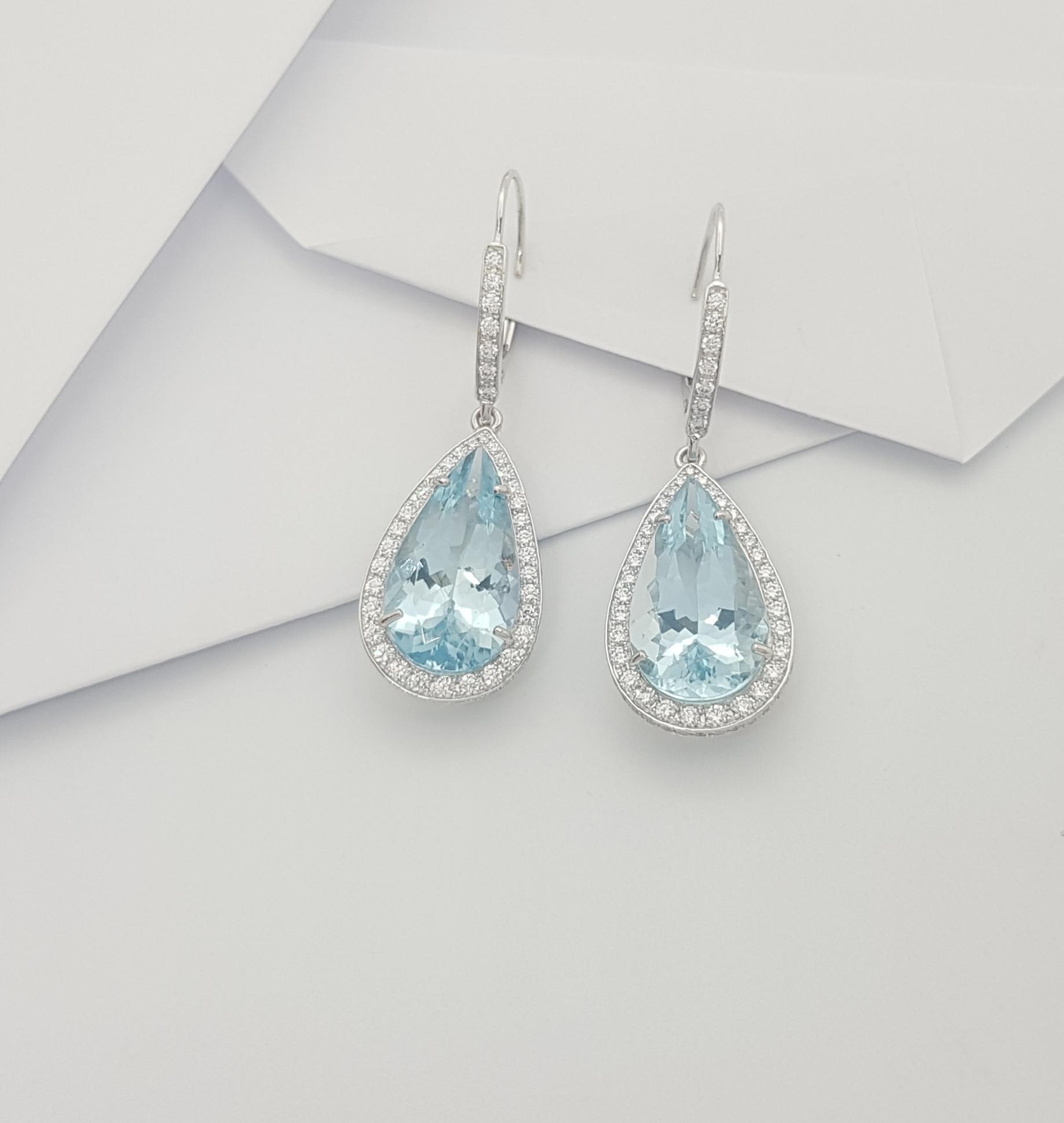 Pear Cut Pear Shape Aquamarine with Diamond Earrings Set in Platinum 950 Settings For Sale