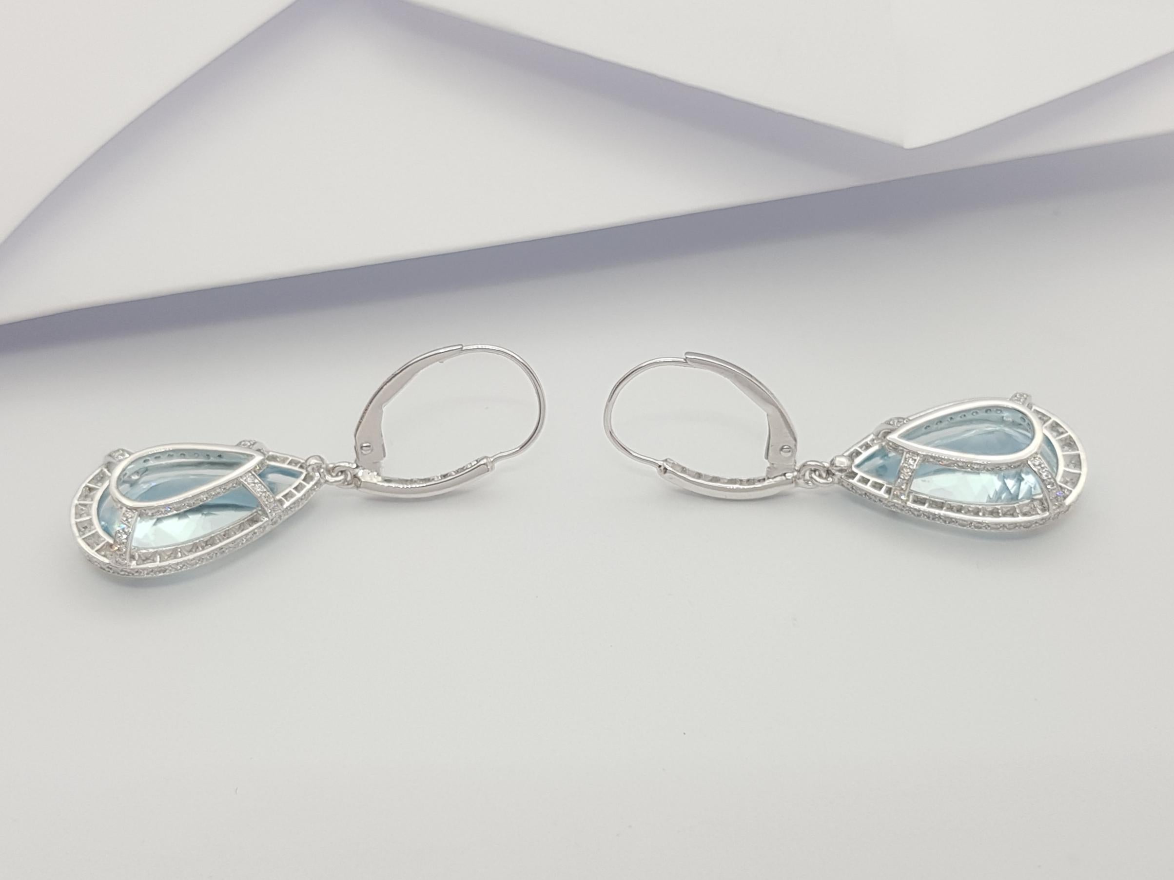 Women's Pear Shape Aquamarine with Diamond Earrings Set in Platinum 950 Settings For Sale