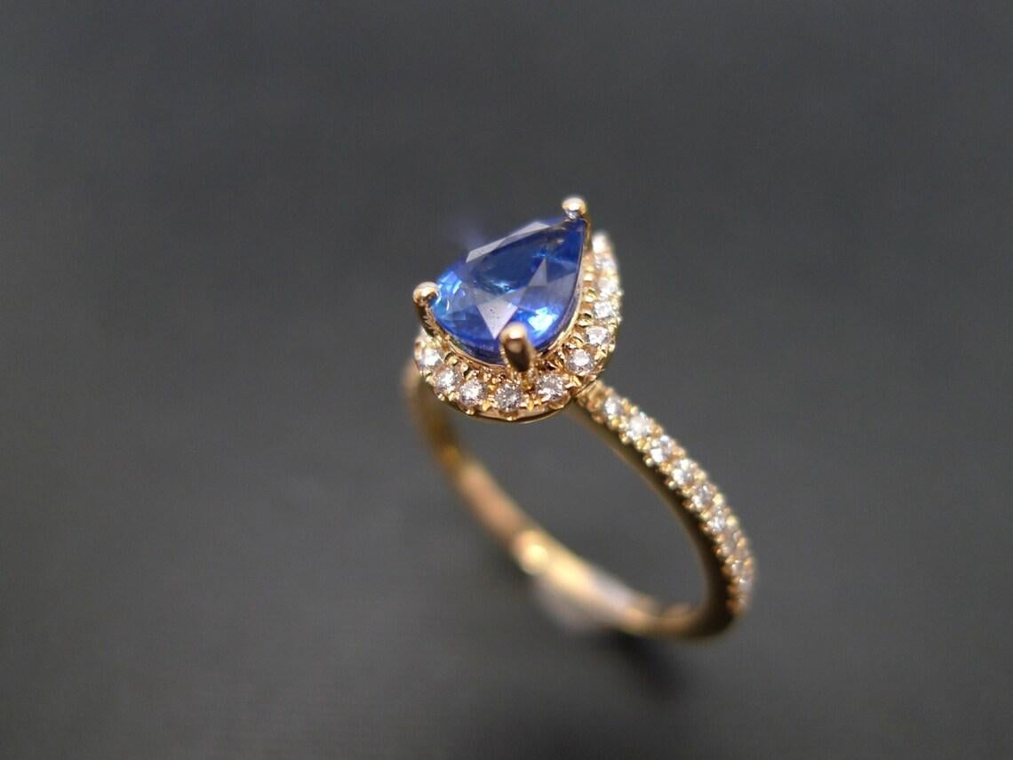 For Sale:  Pear Shape Blue Sapphire and Diamond Engagement Ring in 18K Yellow Gold 5