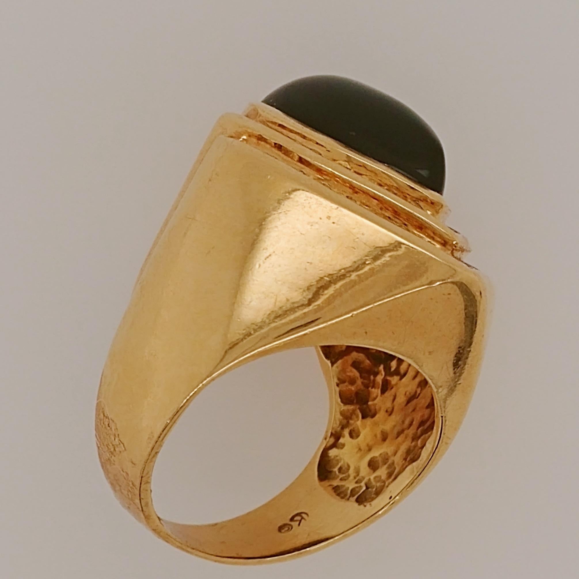 Modern Pear Shape Cabochon Cut Onyx and Diamond Ladies Ring 18 Karat Yellow Gold