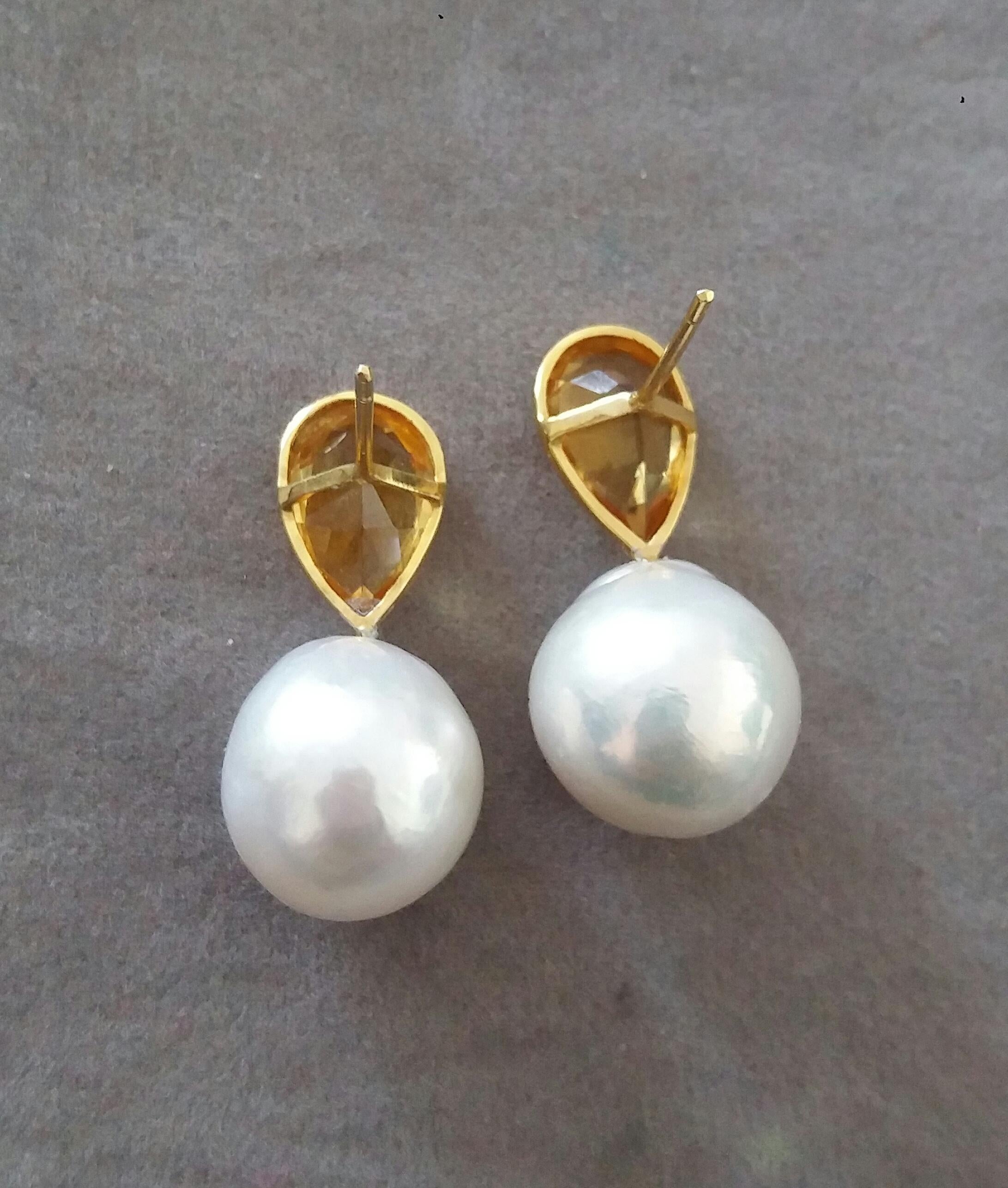 Pear Shape Citrine 14 Karat Yellow Gold Bezel White Baroque Pearls Stud Earrings For Sale 4