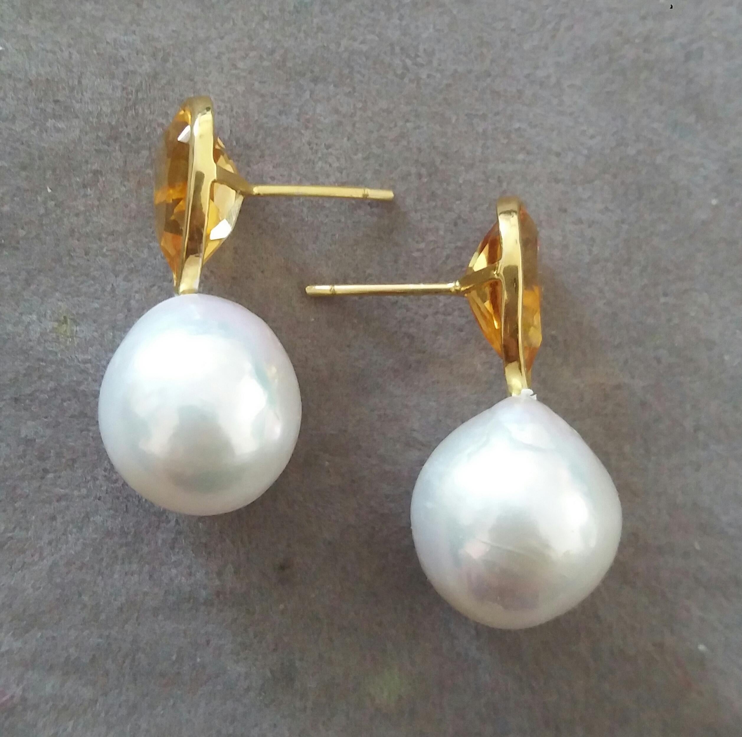 Pear Shape Citrine 14 Karat Yellow Gold Bezel White Baroque Pearls Stud Earrings For Sale 3