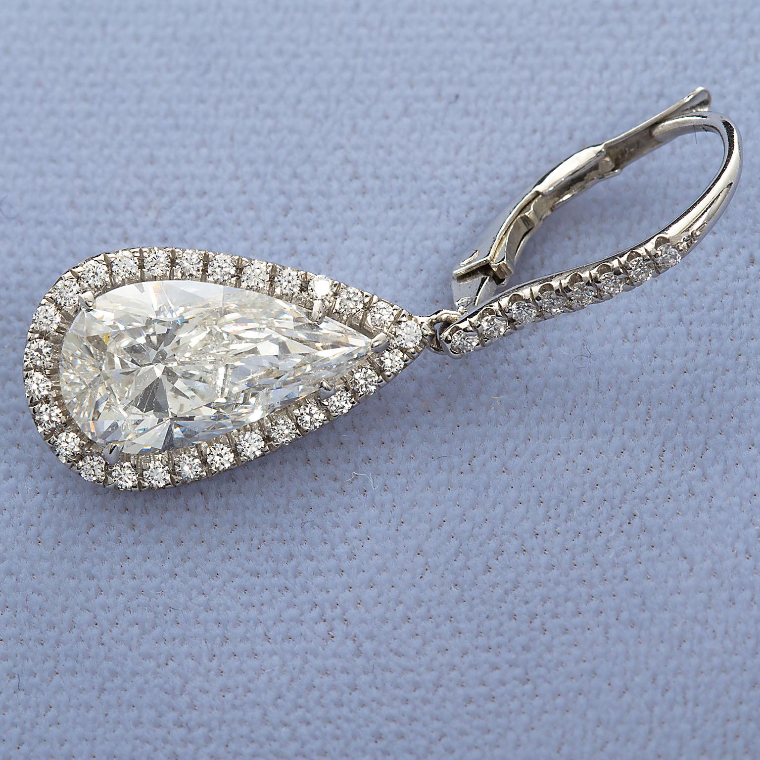 Pear Shape Diamond Drop Pendant Earrings 5.29 Carats In New Condition In Lakewood, NJ