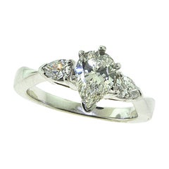 Birnenförmiger Diamant-Verlobungsring