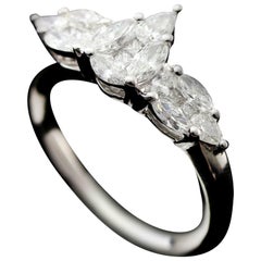 Pear Shape Diamond Illusion Bridal Ring in 18 Karat Gold