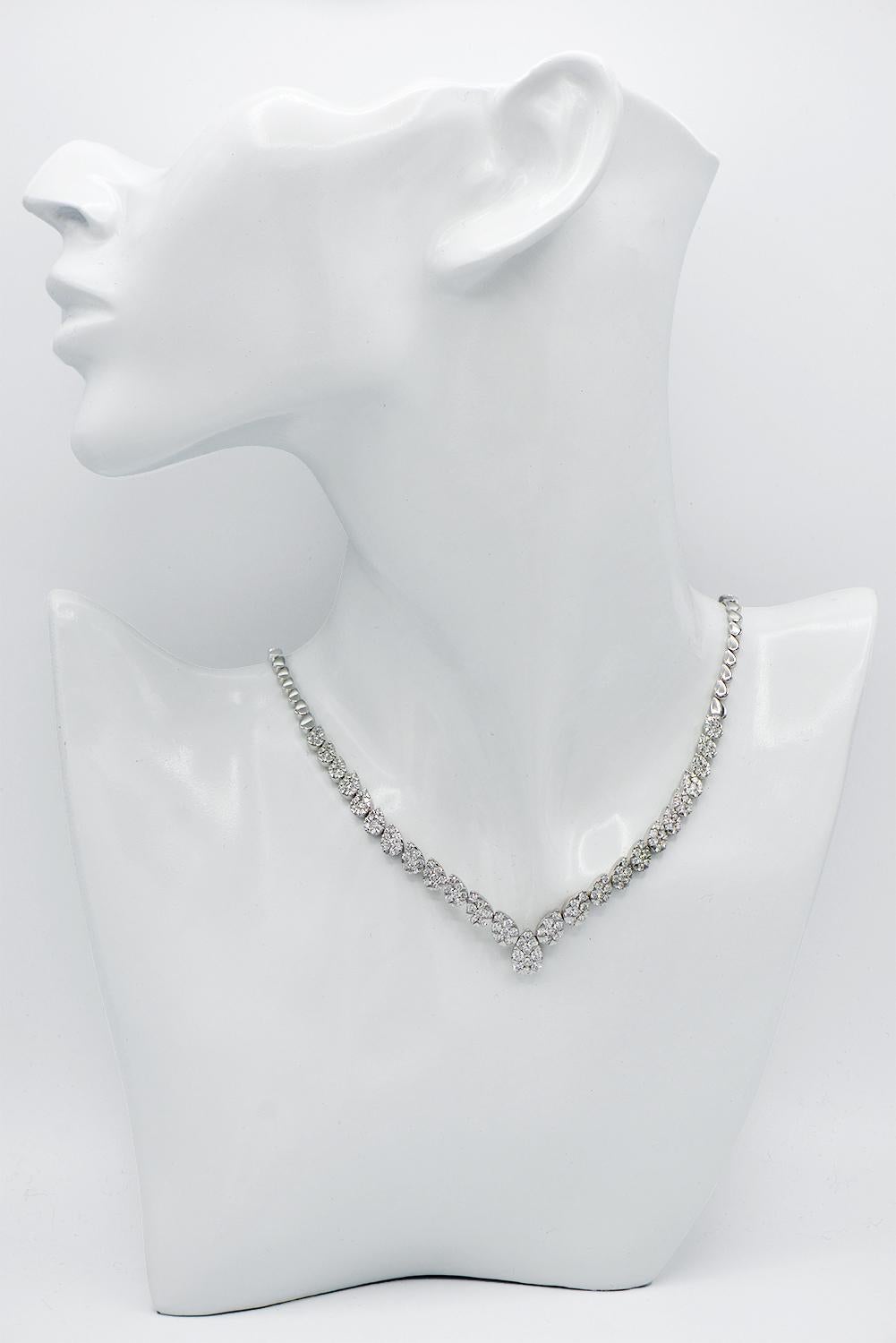 Round Cut Pear Shape Diamond Necklace