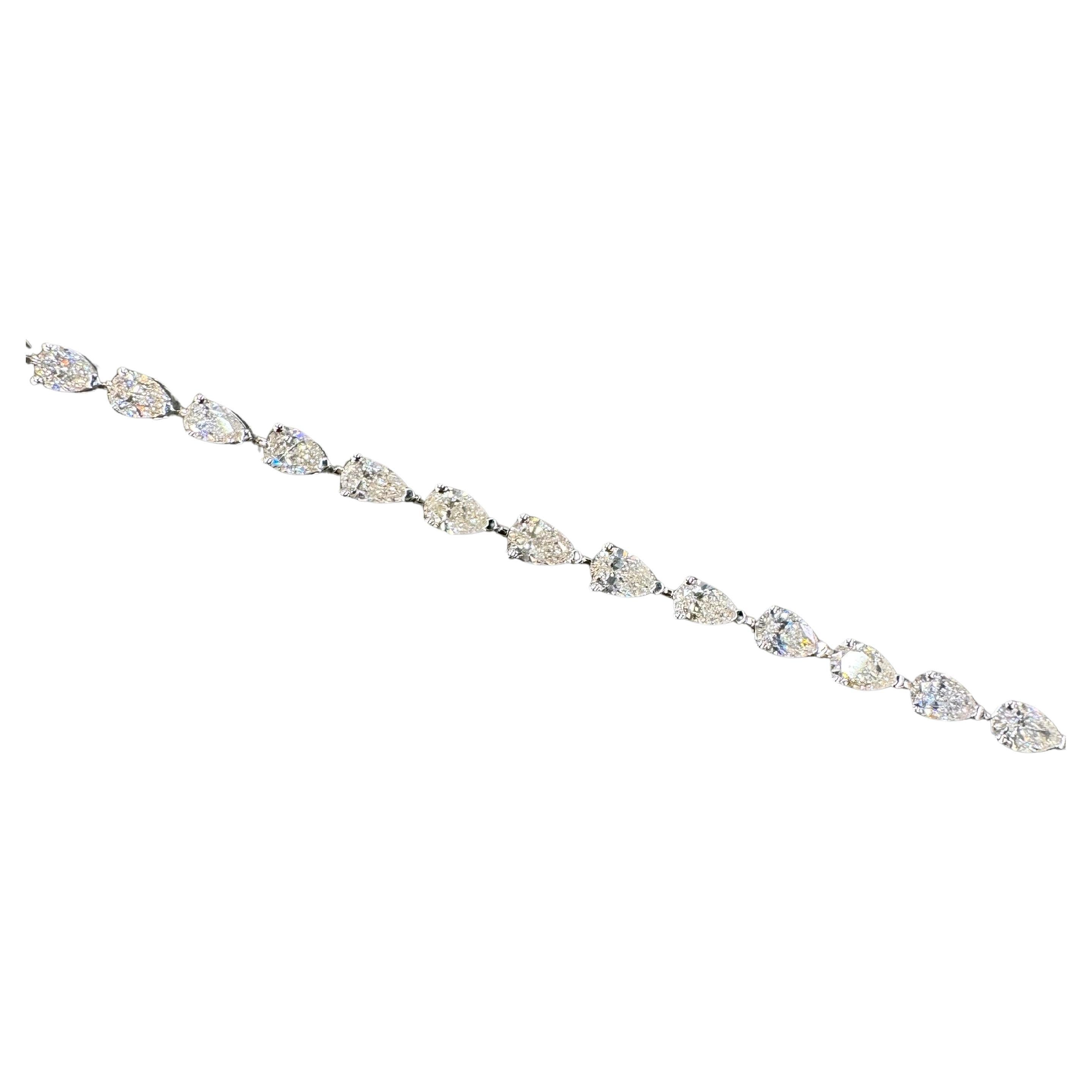 Pear Shape Diamond Tennis Bracelet 6.38 Carats 14 Karat White Gold H VS2-SI1 In New Condition In New York, NY