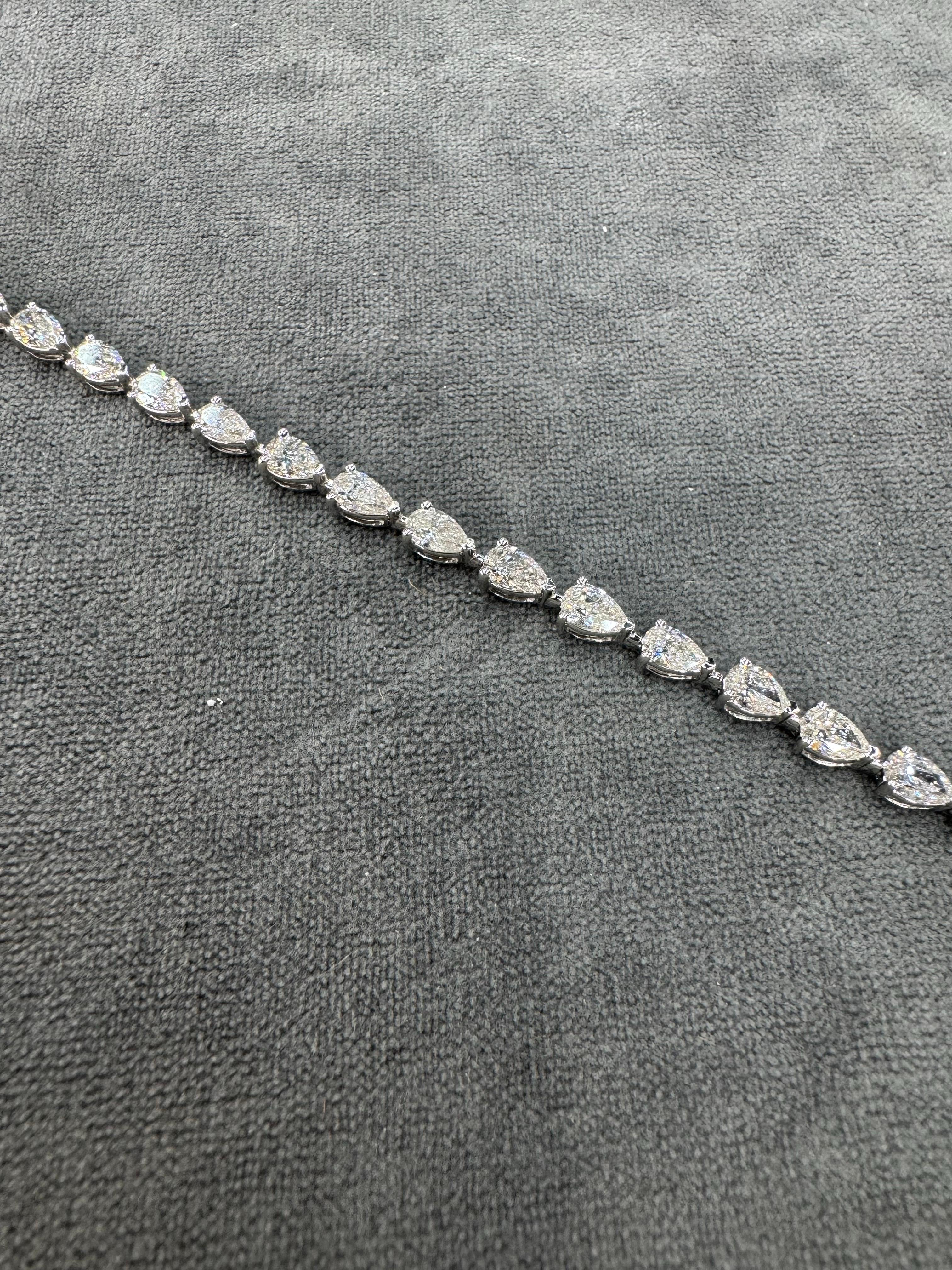 Women's Pear Shape Diamond Tennis Bracelet 6.38 Carats 14 Karat White Gold H VS2-SI1