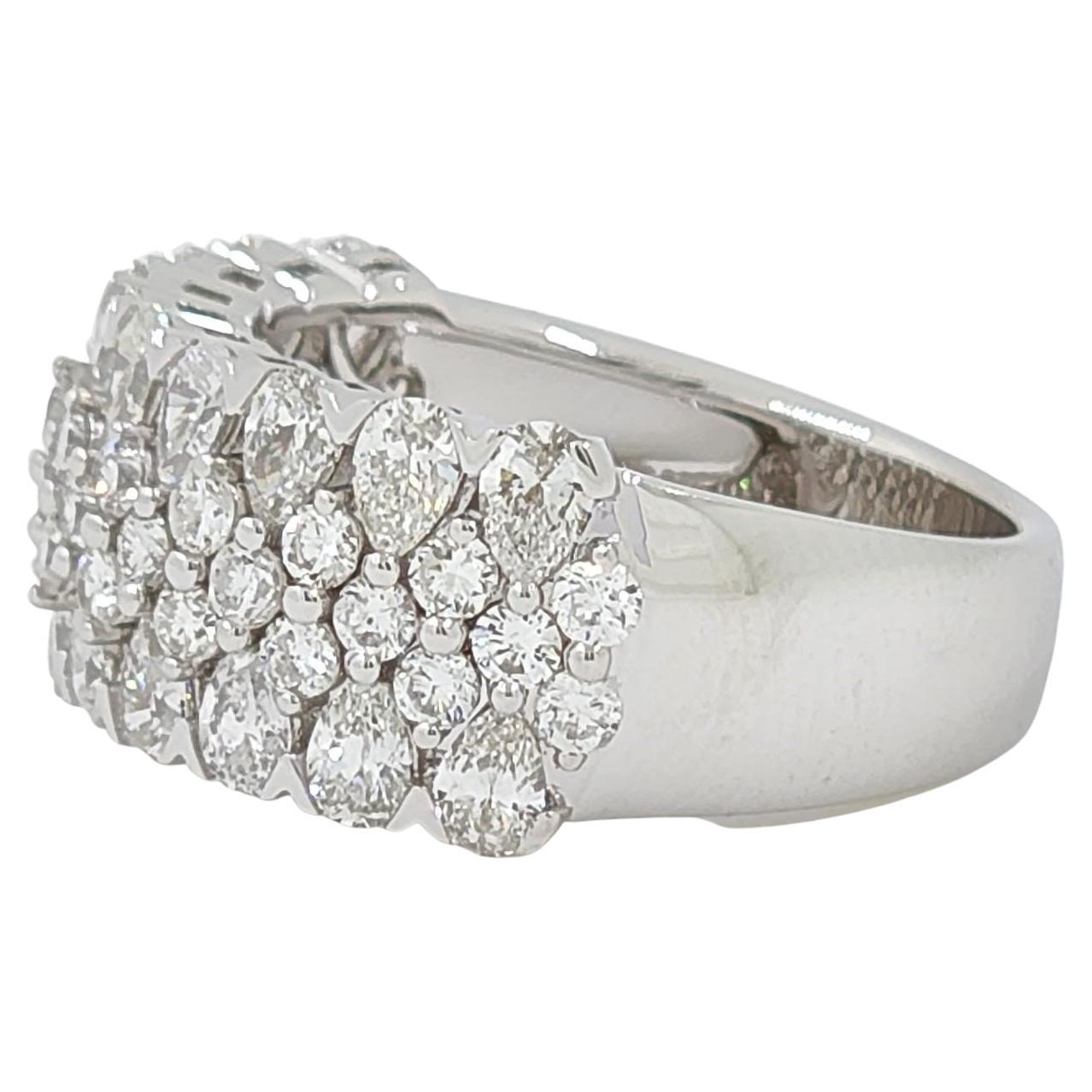 Contemporary Pear Shape Diamonds Band Ring in 18 Karat White Gold For Sale