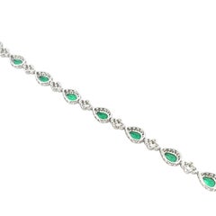 Bracelet en émeraudes et diamants en forme de poire
