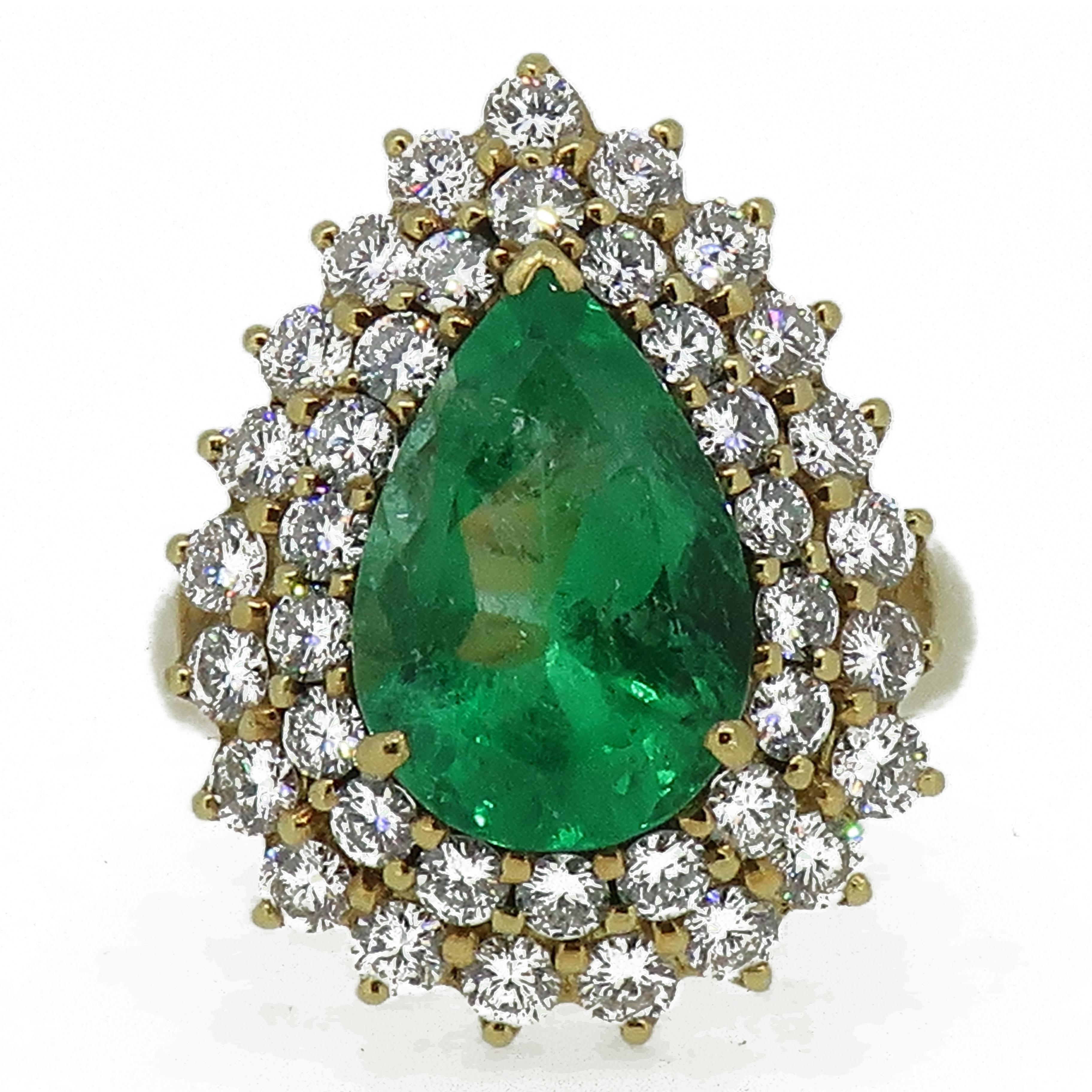 Women's Pear Shape Emerald and Diamond Cluster Ring Yellow Gold For Sale
