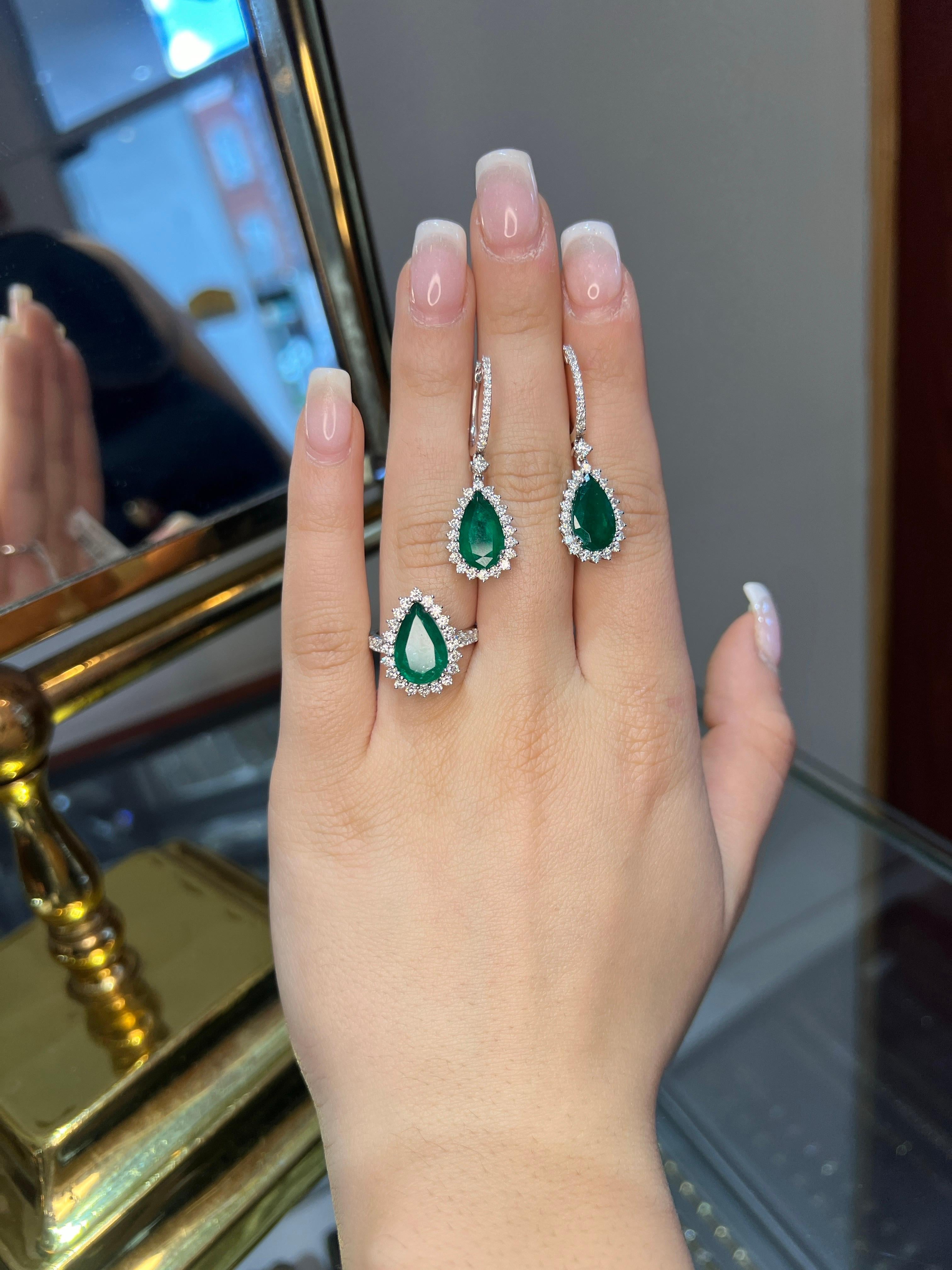 Pear Cut Pear Shape Emerald and Diamond Halo Ring 18k White Gold Engagement For Sale