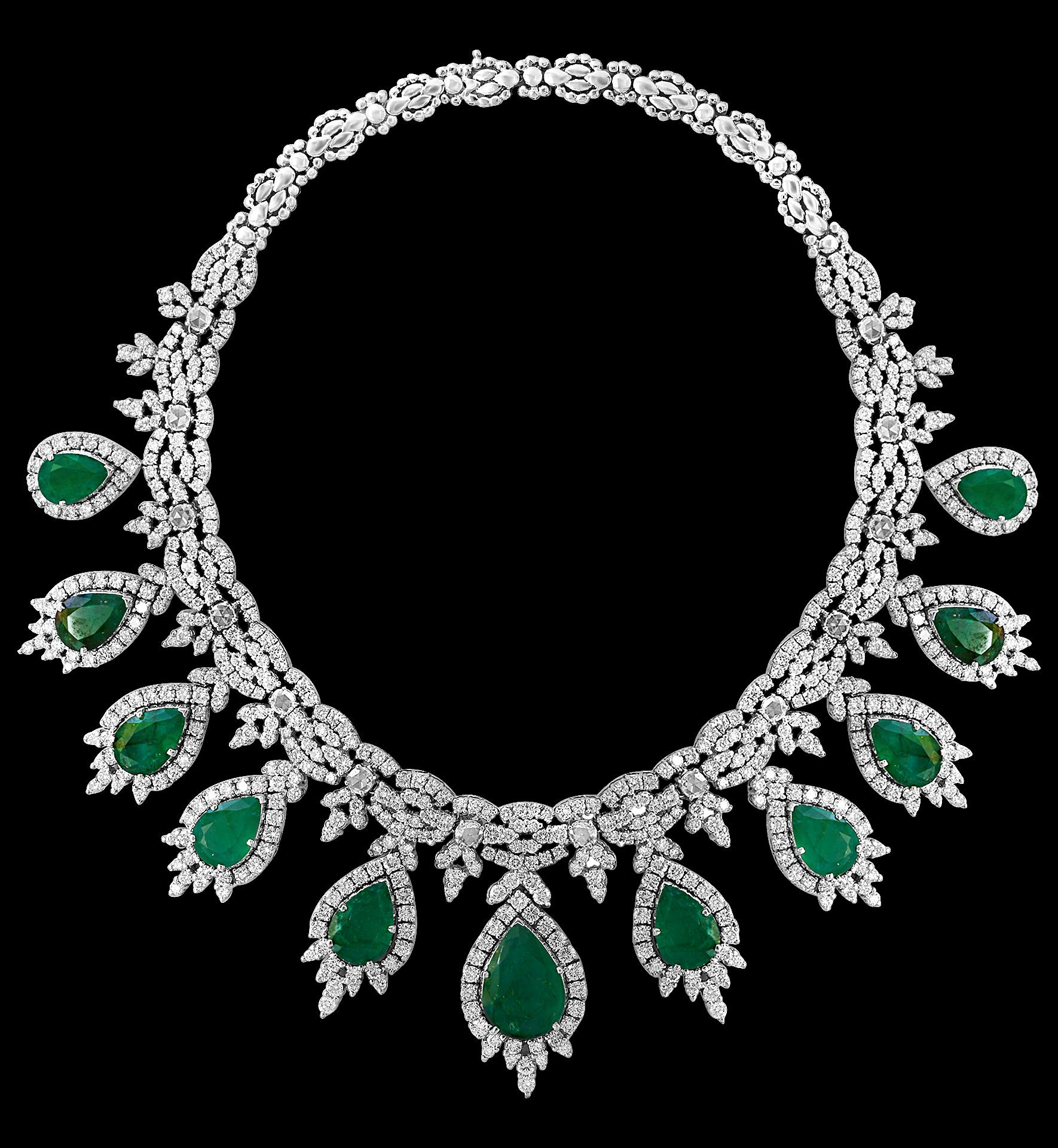 GIA Certified Pear Shape Emerald and Diamond Necklace and Earring Bridal Suite In Excellent Condition In New York, NY