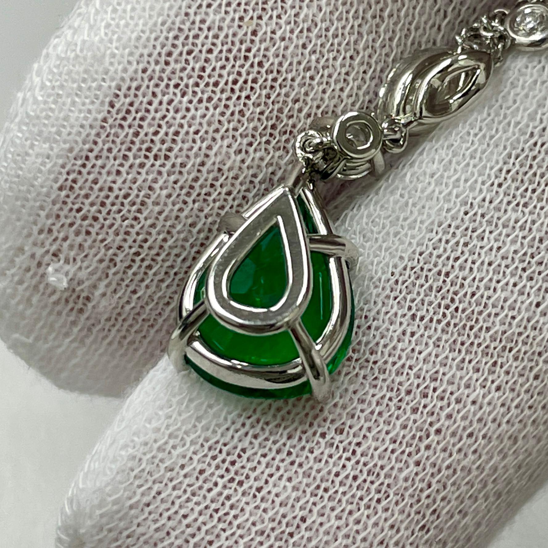 Pear Shape Emerald & Diamond Pendant on Diamond by the Yard Chain In New Condition For Sale In New York, NY