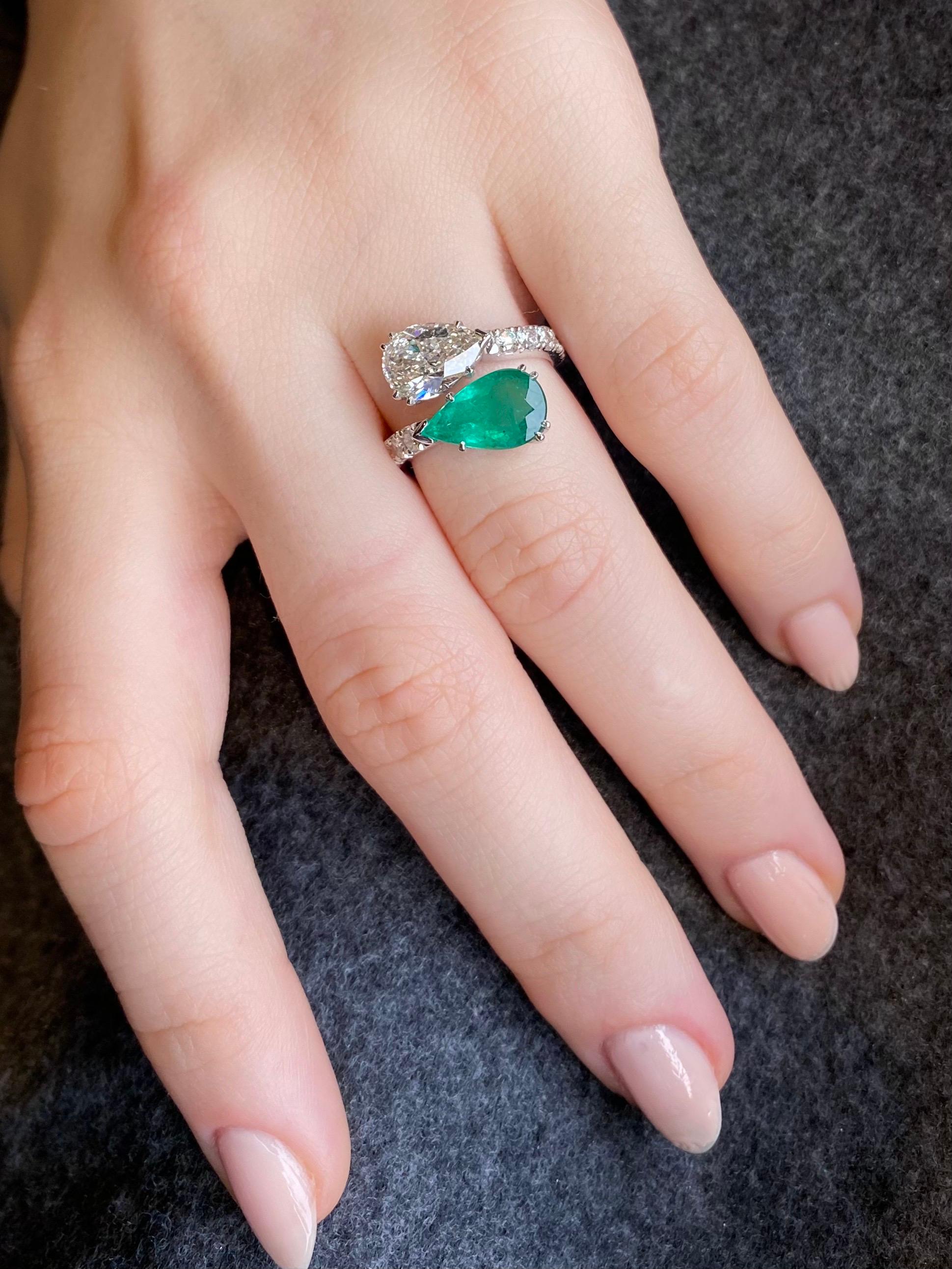 Pear Shape Emerald Diamond Toi Et Moi Crossover Engagement Ring White Gold 2000s 1