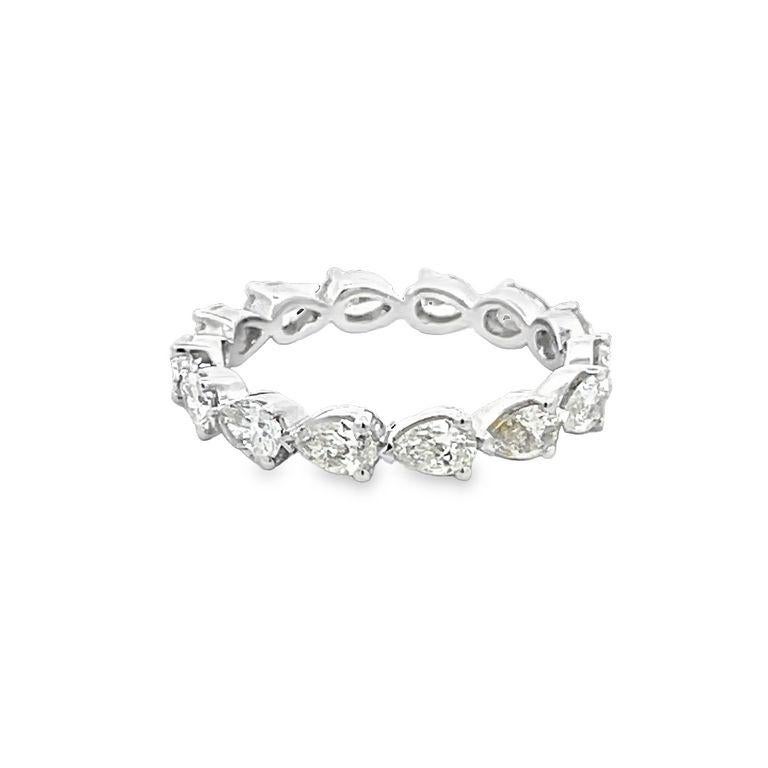 Moderno Anello con diamante a forma di pera eternità 2,00 CT 18K WG in vendita
