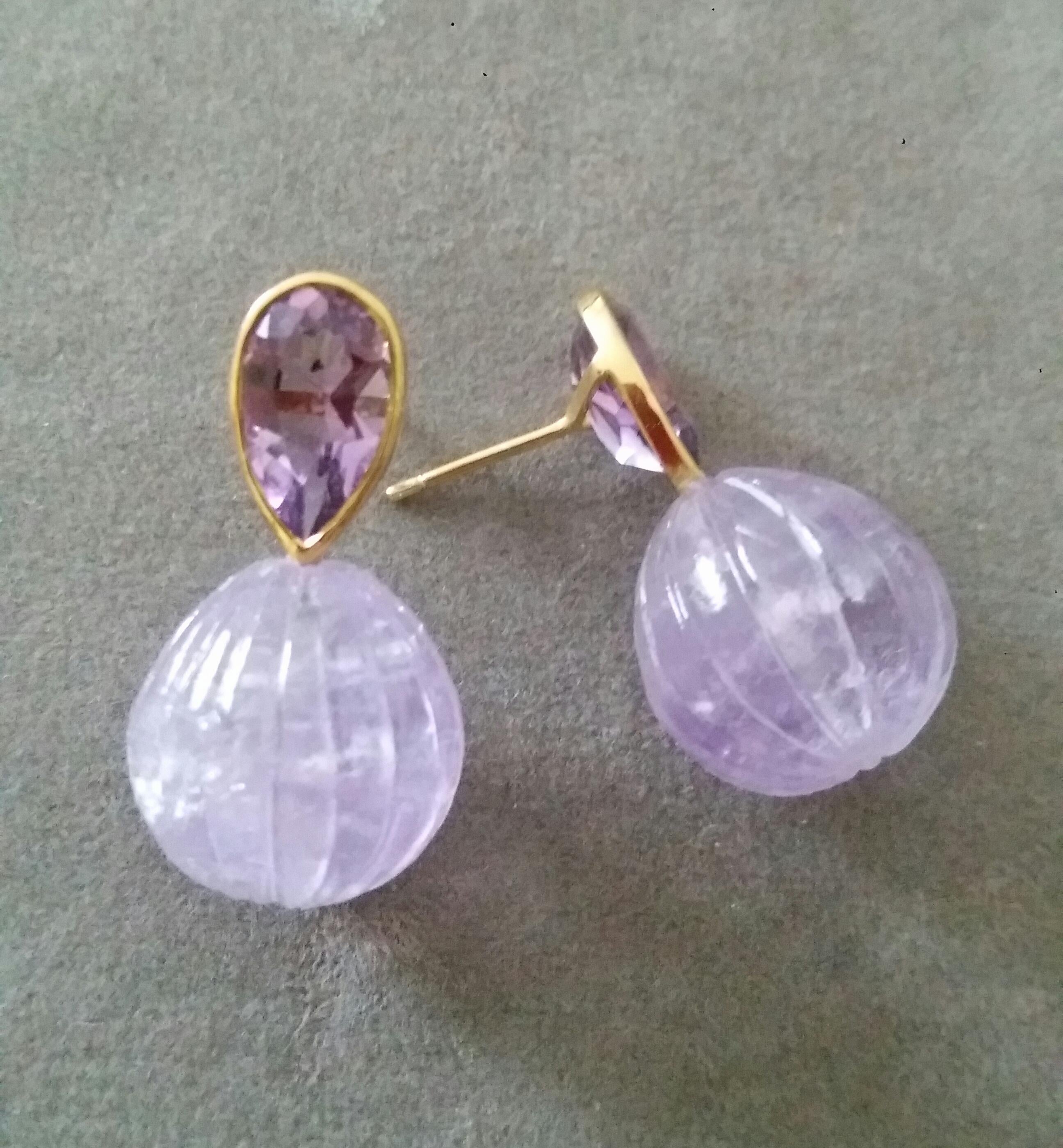 Women's Pear Shape Faceted Amethysts Gold Bezel Engraved Amethyst Drops Stud Earrings For Sale