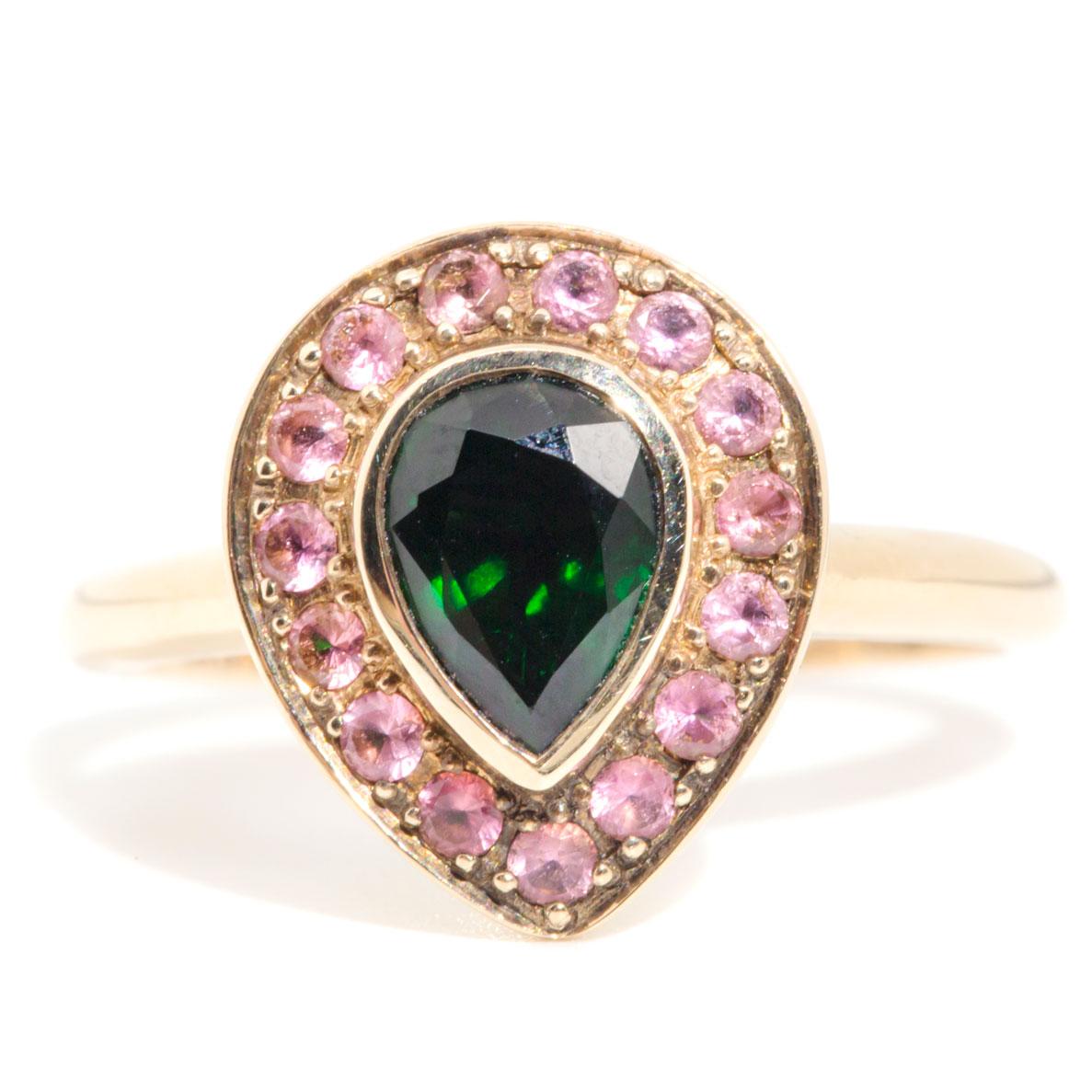 Pear Shape Green Tourmaline and Pink Tourmaline 9 Carat Yellow Gold Cluster Ring 6