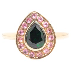 Pear Shape Green Tourmaline and Pink Tourmaline 9 Carat Yellow Gold Cluster Ring