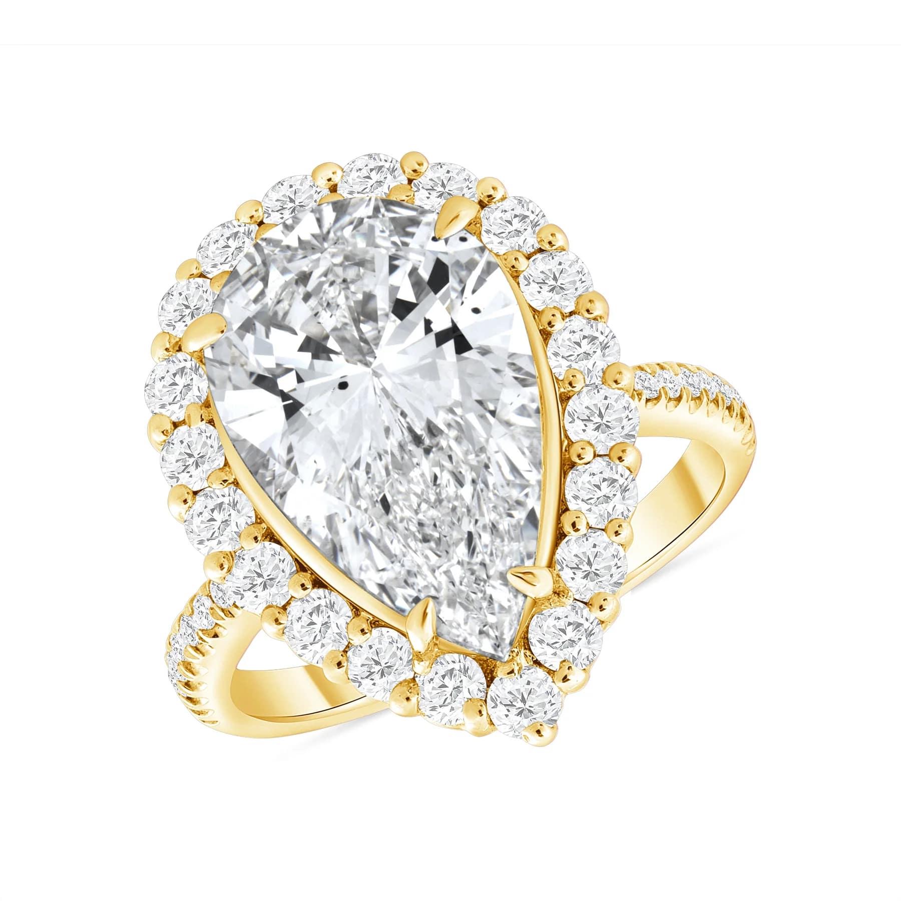 For Sale:  Pear Shape Halo 18K Gold Diamond Engagement Ring 2