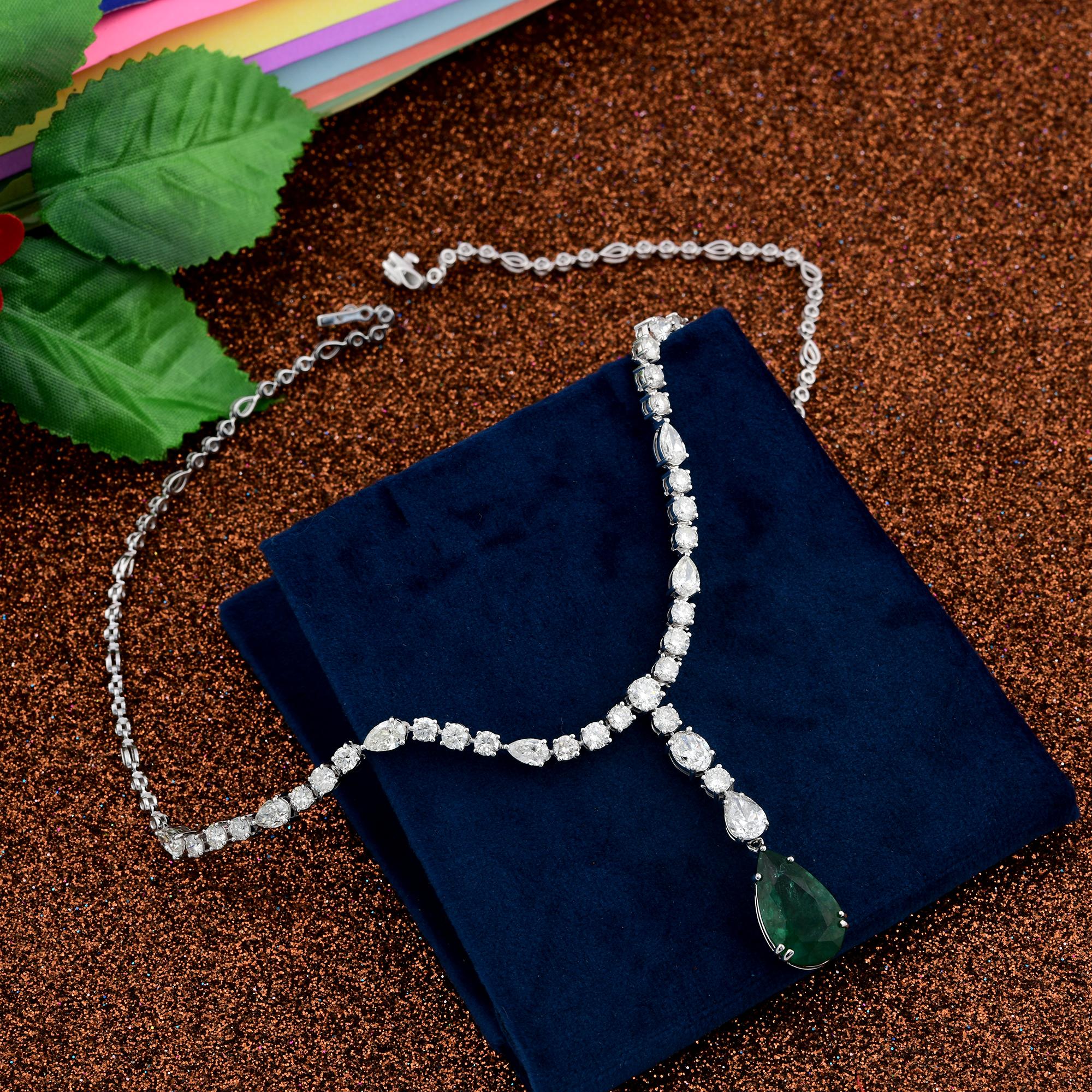 Modern Pear Shape Natural Emerald Gemstone Necklace Diamond 14 Karat White Gold Jewelry For Sale