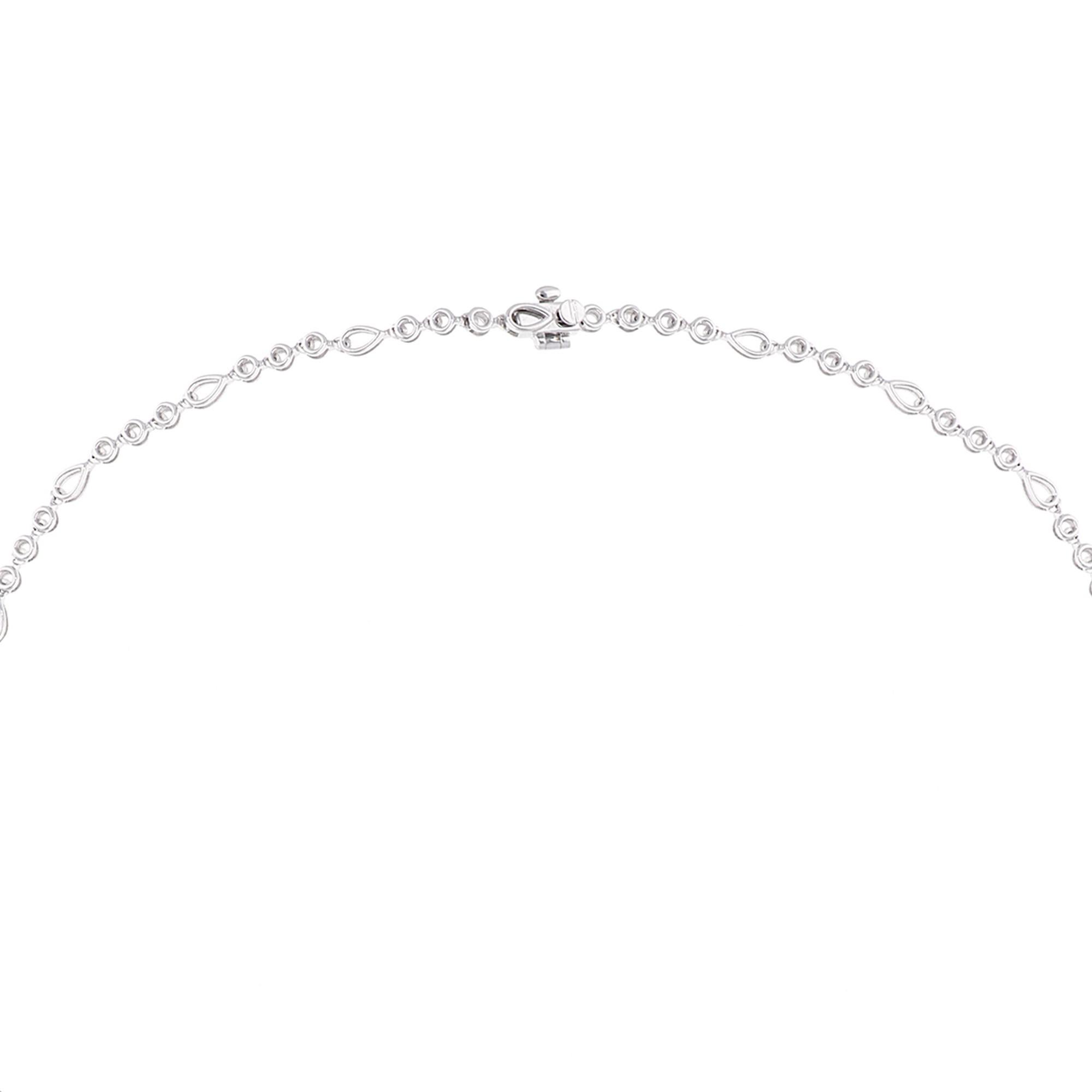 Women's Pear Shape Natural Emerald Gemstone Necklace Diamond 14 Karat White Gold Jewelry For Sale