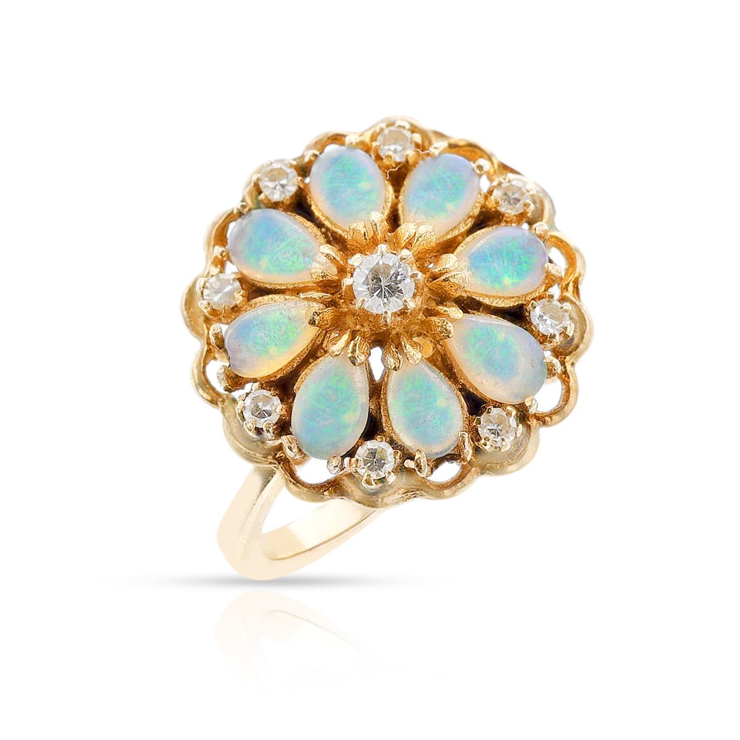 Ring in Birnenform mit Opal und Diamant, 14K (Tropfenschliff) im Angebot