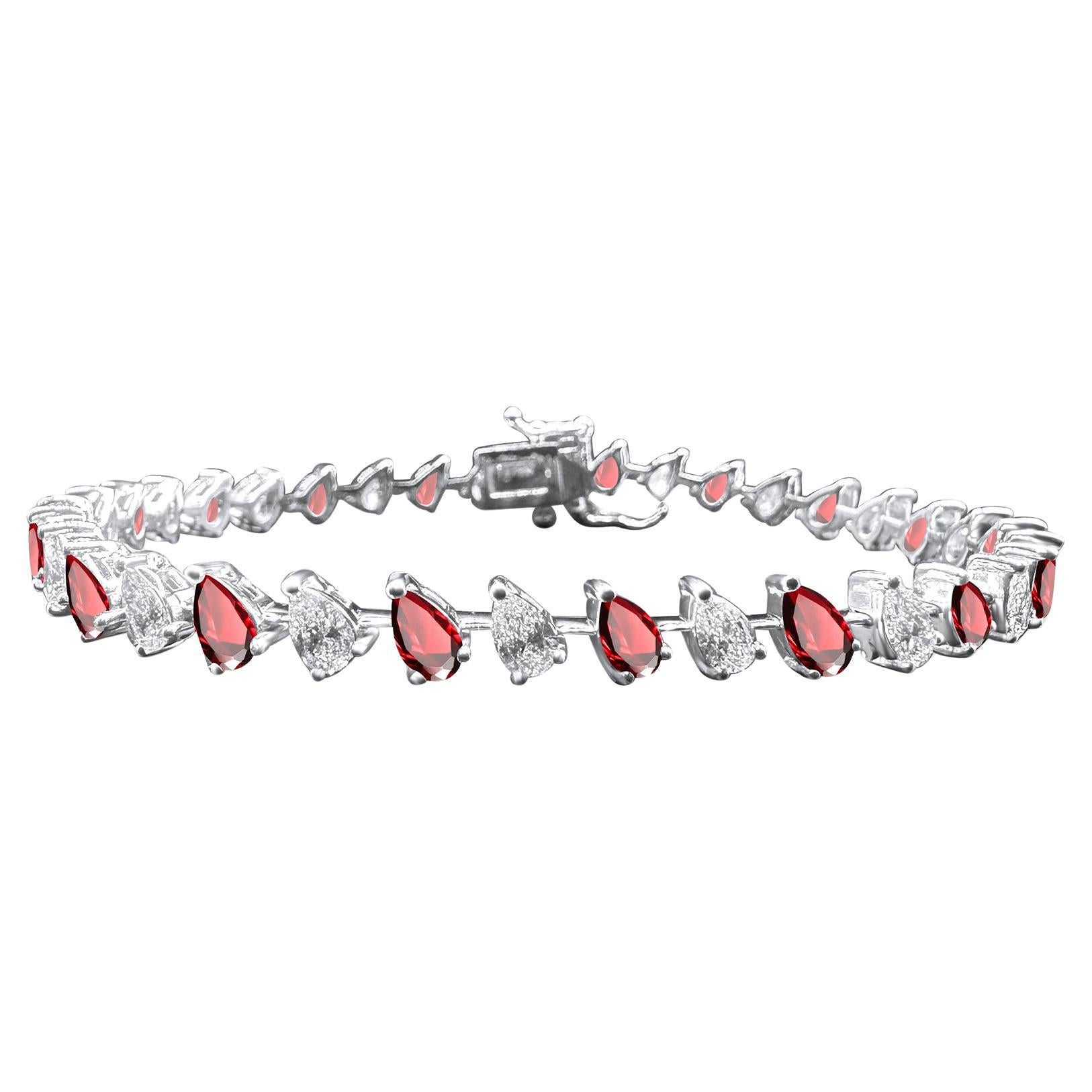 Birnenförmiges Rubin- und Diamantarmband aus 14 Karat Weißgold, 6,65 Karat im Angebot