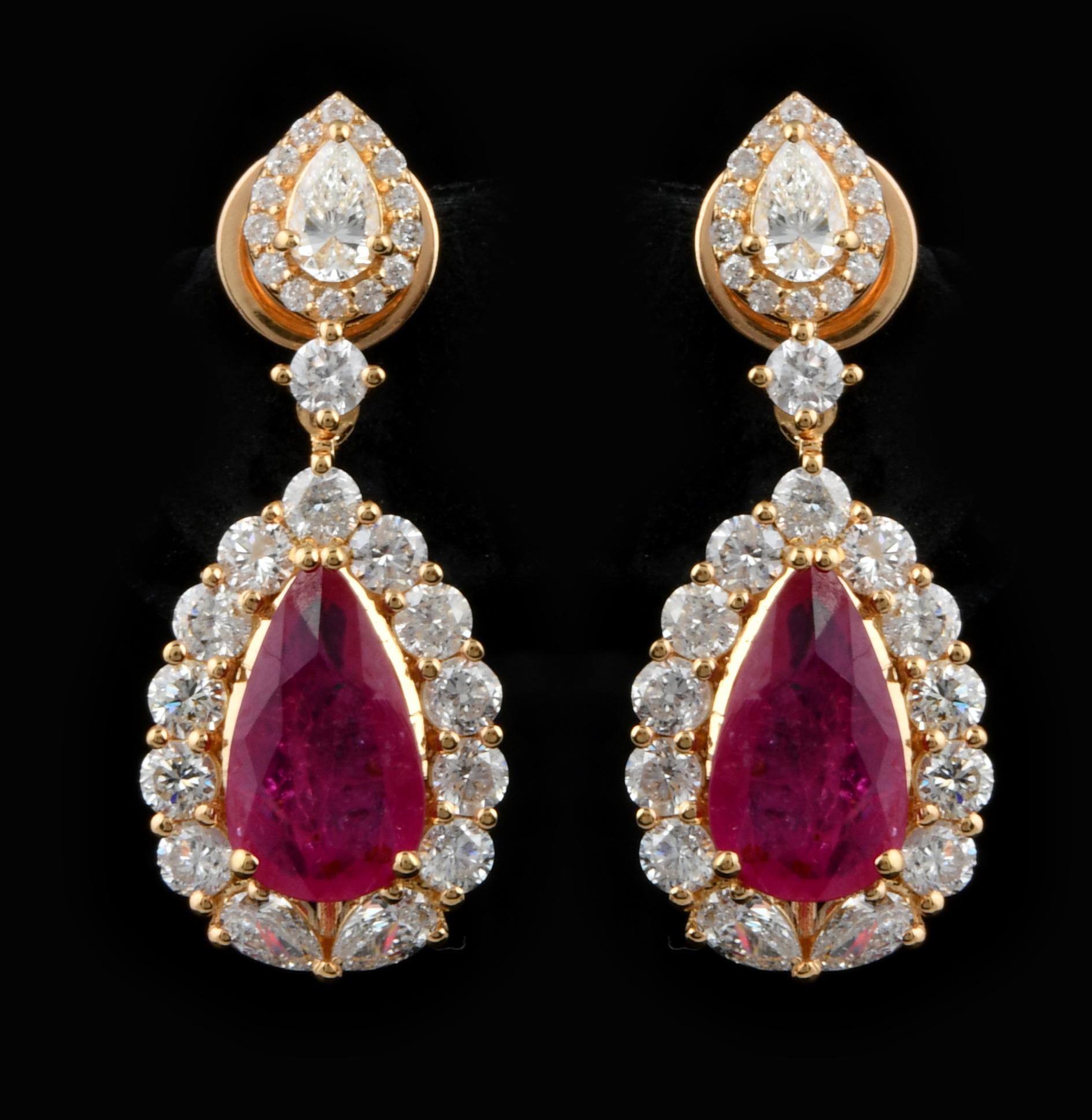 Women's Pear Shape Ruby Gemstone Dangle Earrings Diamond 18 Karat Yellow Gold Jewelry For Sale