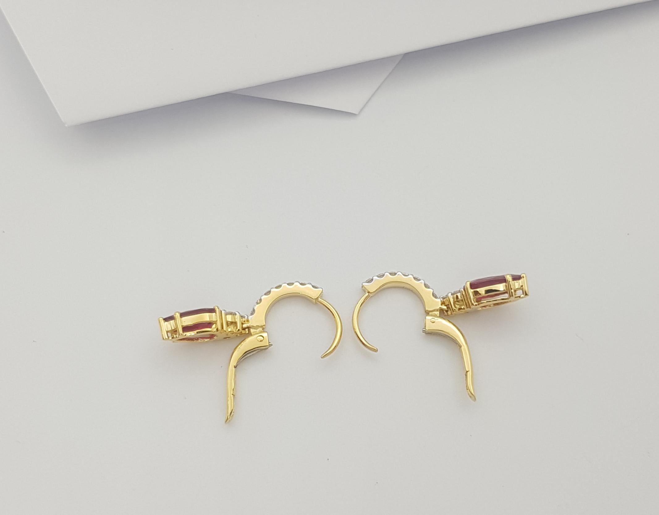 Pear Shape Ruby with Diamond Earrings Set in 18k Gold Settings For Sale 1