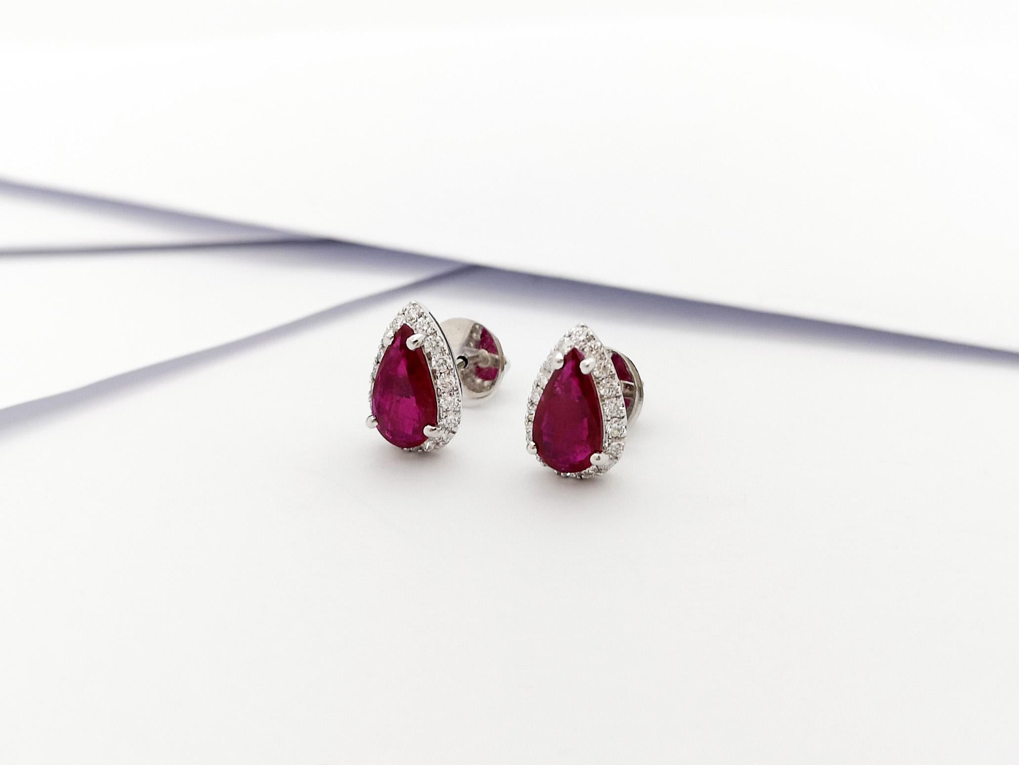 Women's Pear Shape Ruby with Diamond Earrings set in 18K White Gold Settings For Sale
