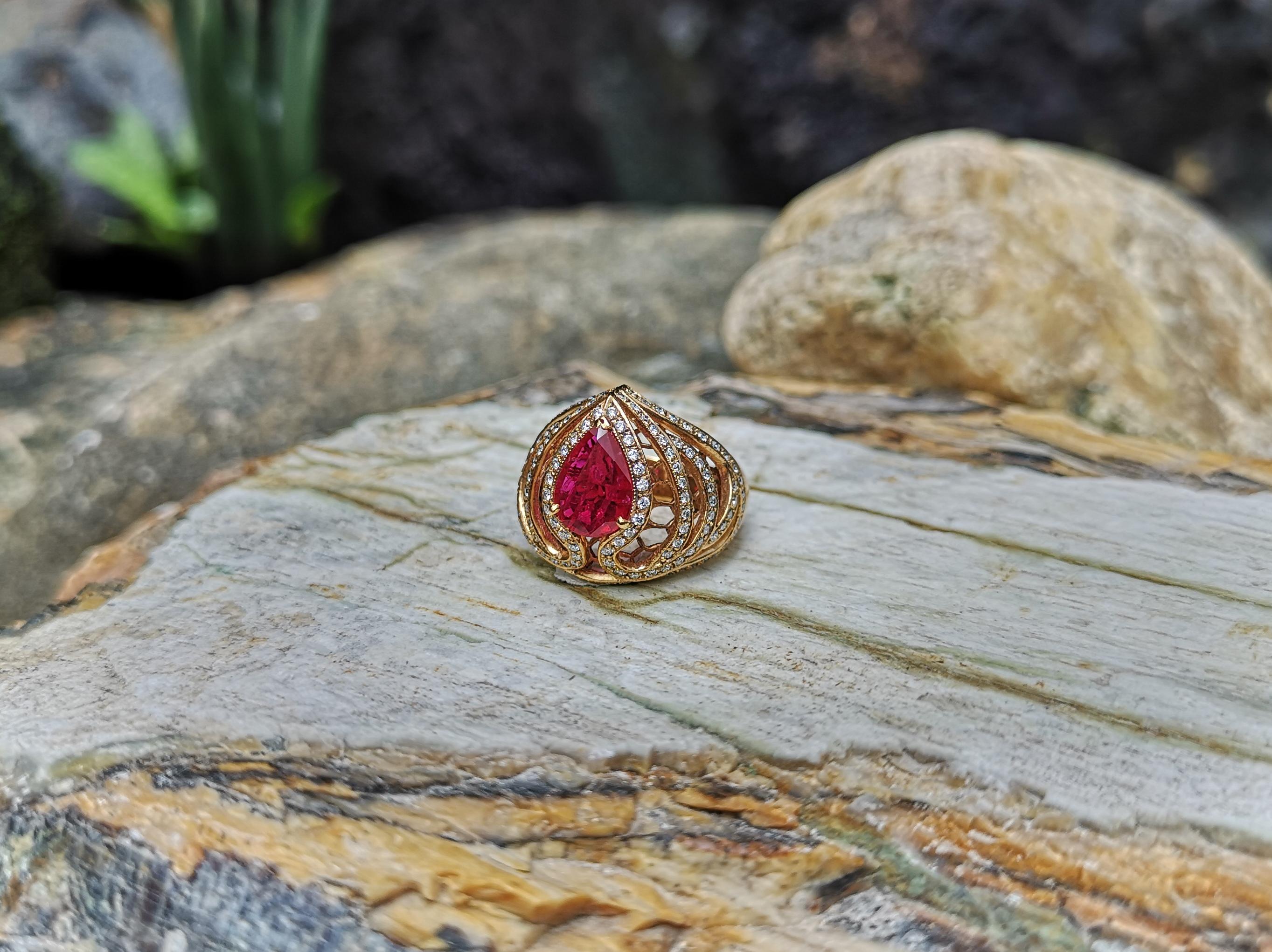 Pear Shape Ruby with Diamond Ring Set in 18 Karat Rose Gold Settings For Sale 1