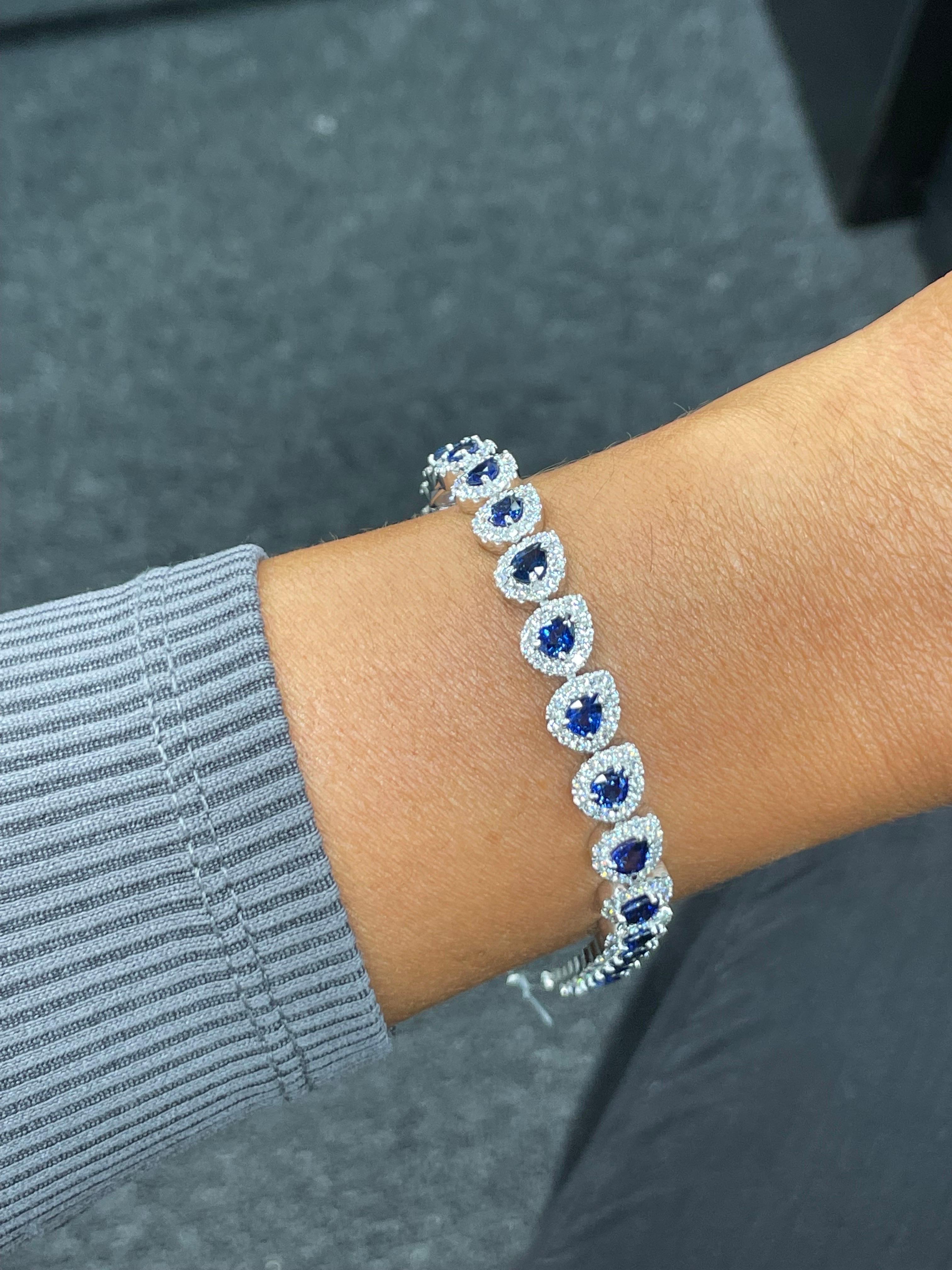 Pear Shape Sapphire Diamond Halo Link Bracelet 12.29 CTTW 18 Karat White Gold In New Condition For Sale In New York, NY