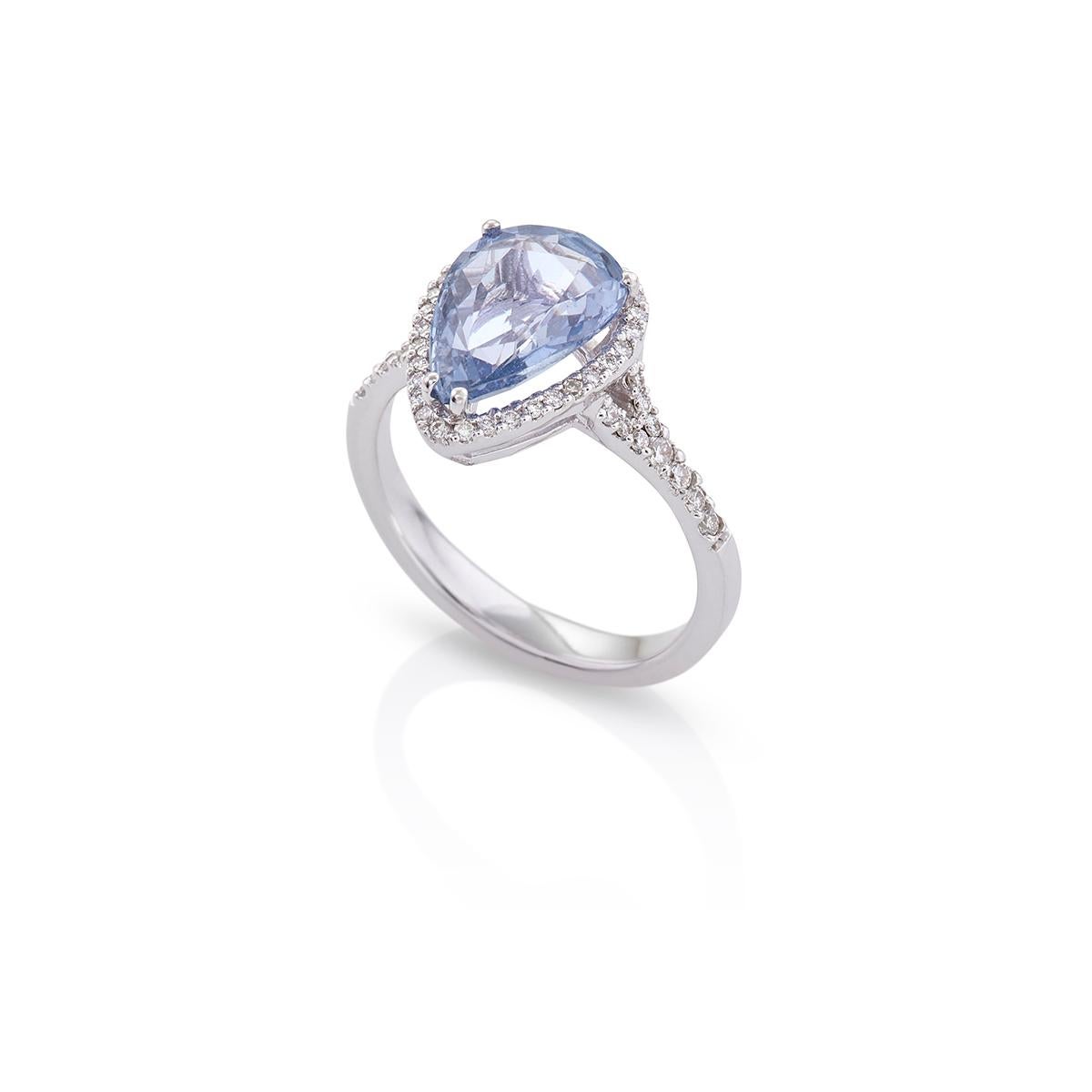 For Sale:  Pear Shape Very Peri Sapphire Ring in 18kt White Gold with Diamonds Halo  2
