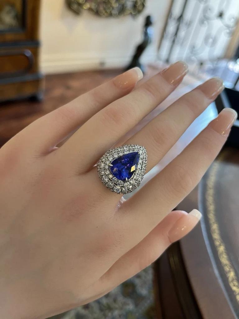 Bague en platine avec tanzanite en forme de poire de 6,54 carats et diamants Excellent état - En vente à La Jolla, CA