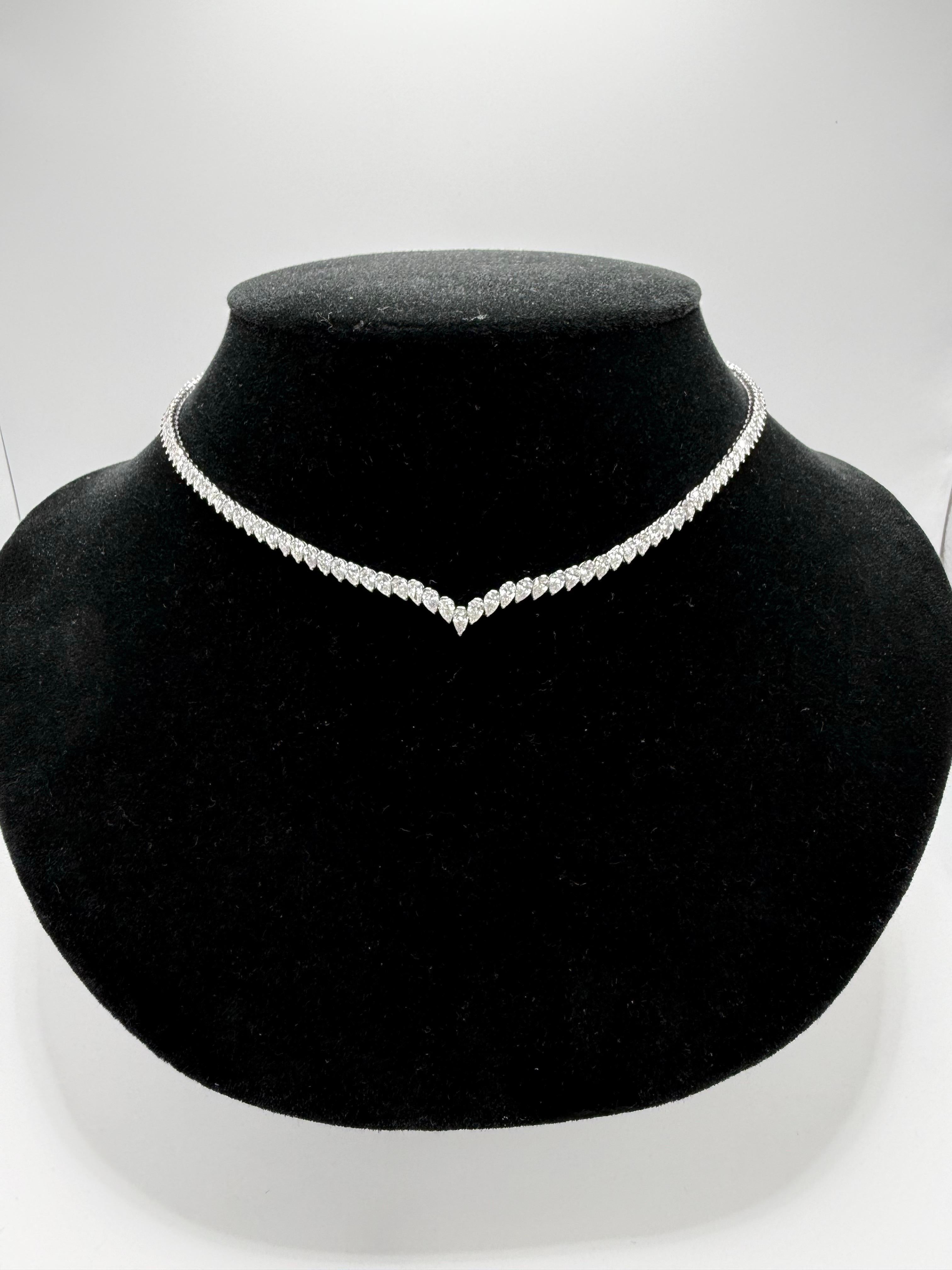Taille poire Collier de tennis en forme de poire en vente