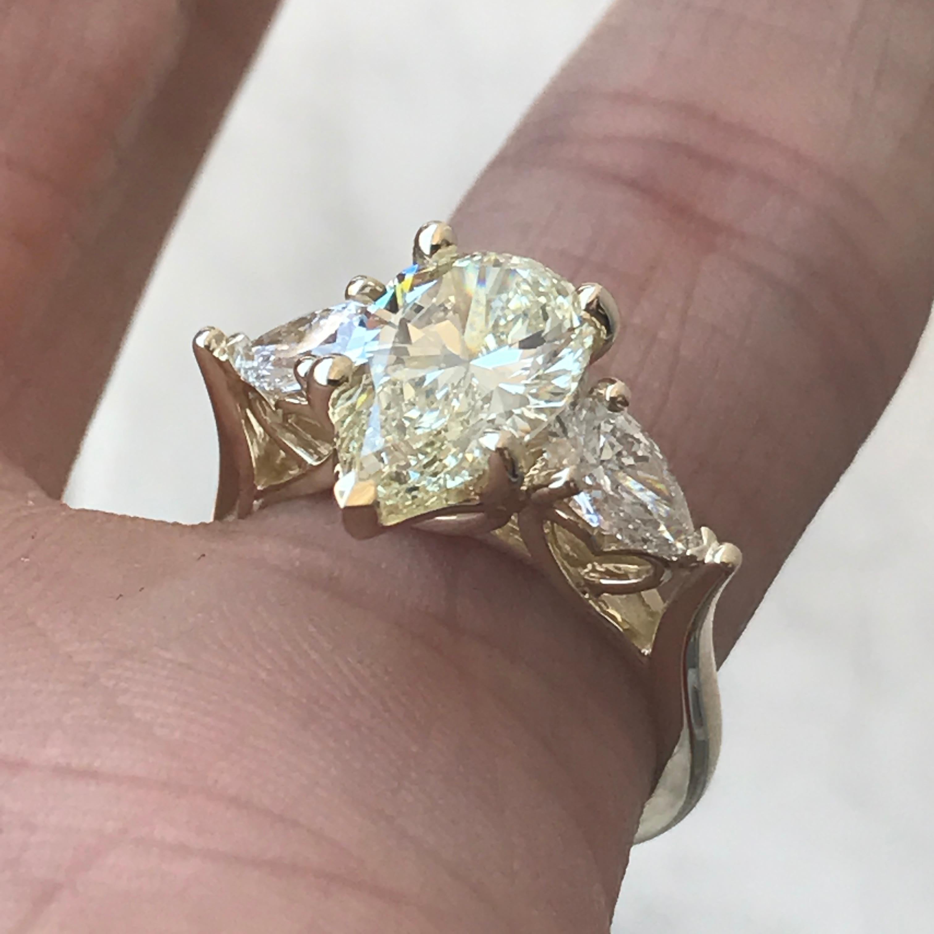 Pear Cut Pear Shape Yellow Diamond, 3-Stone Ring, 14 Karat Y, 2.70 Carat, Ben Dannie For Sale