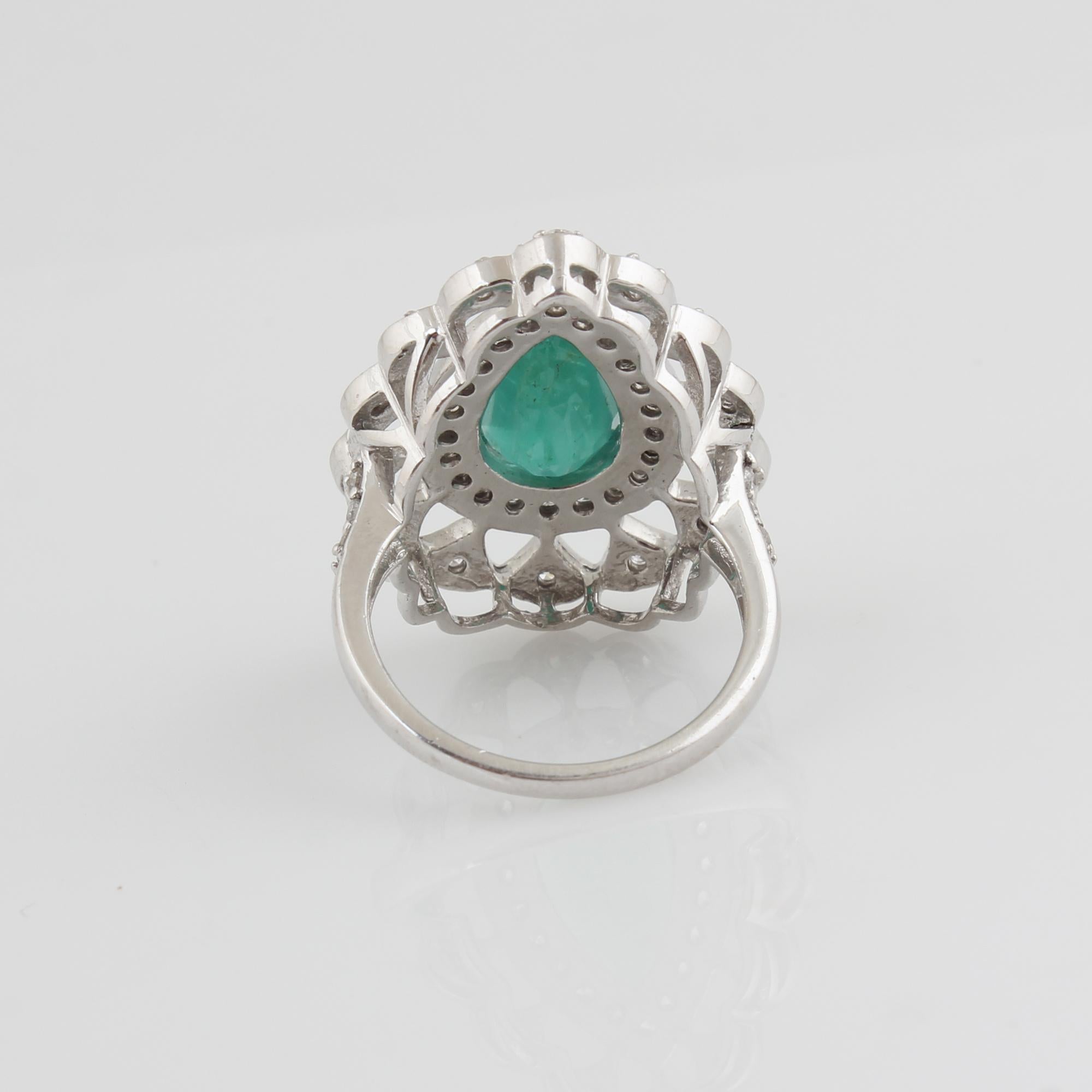For Sale:  Pear Shape Natural Emerald Gemstone Cocktail Ring Diamond 18 Karat White Gold 4