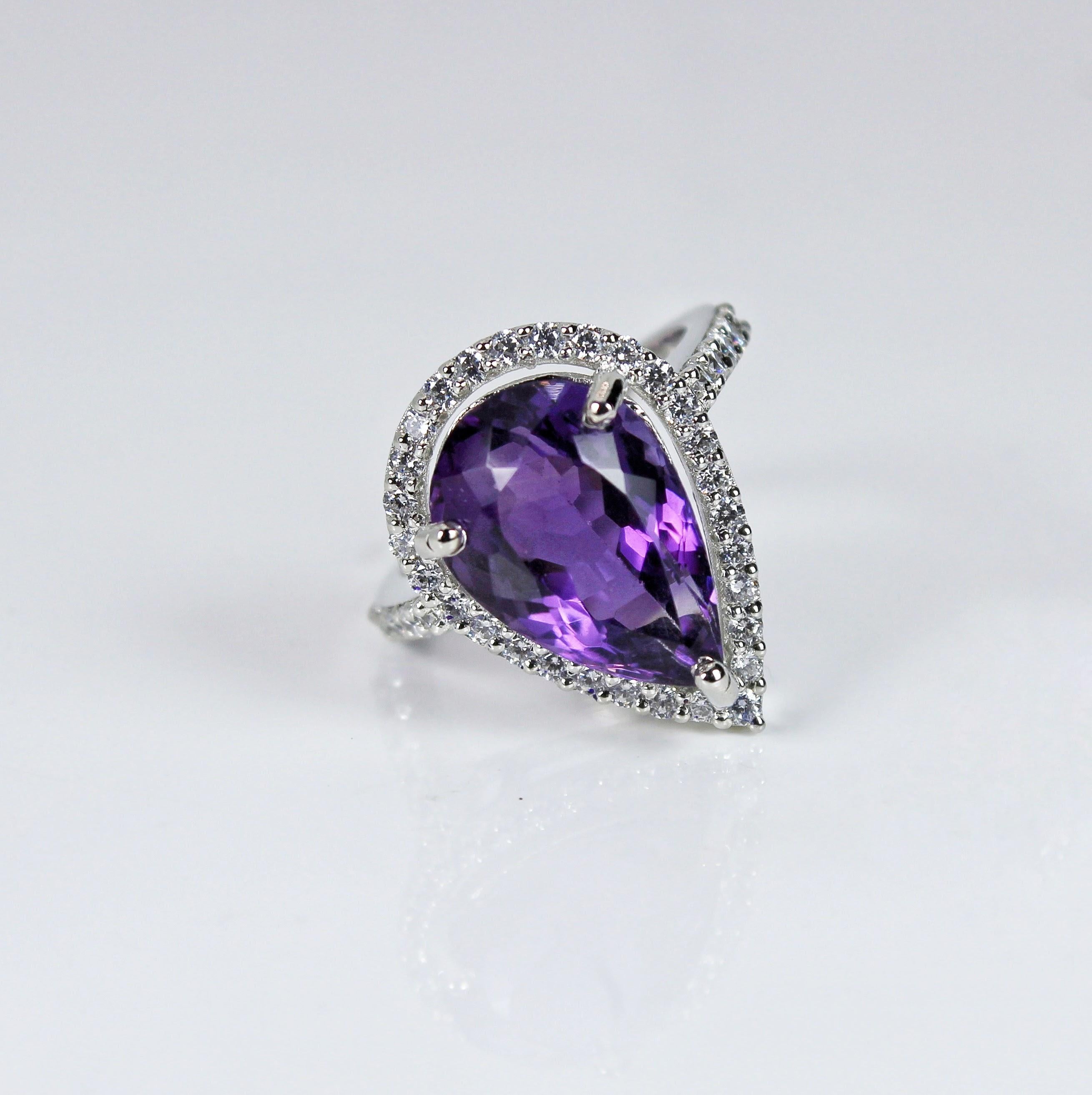 Pear Shaped Amethyst Ring In New Condition For Sale In Vadgam, GJ