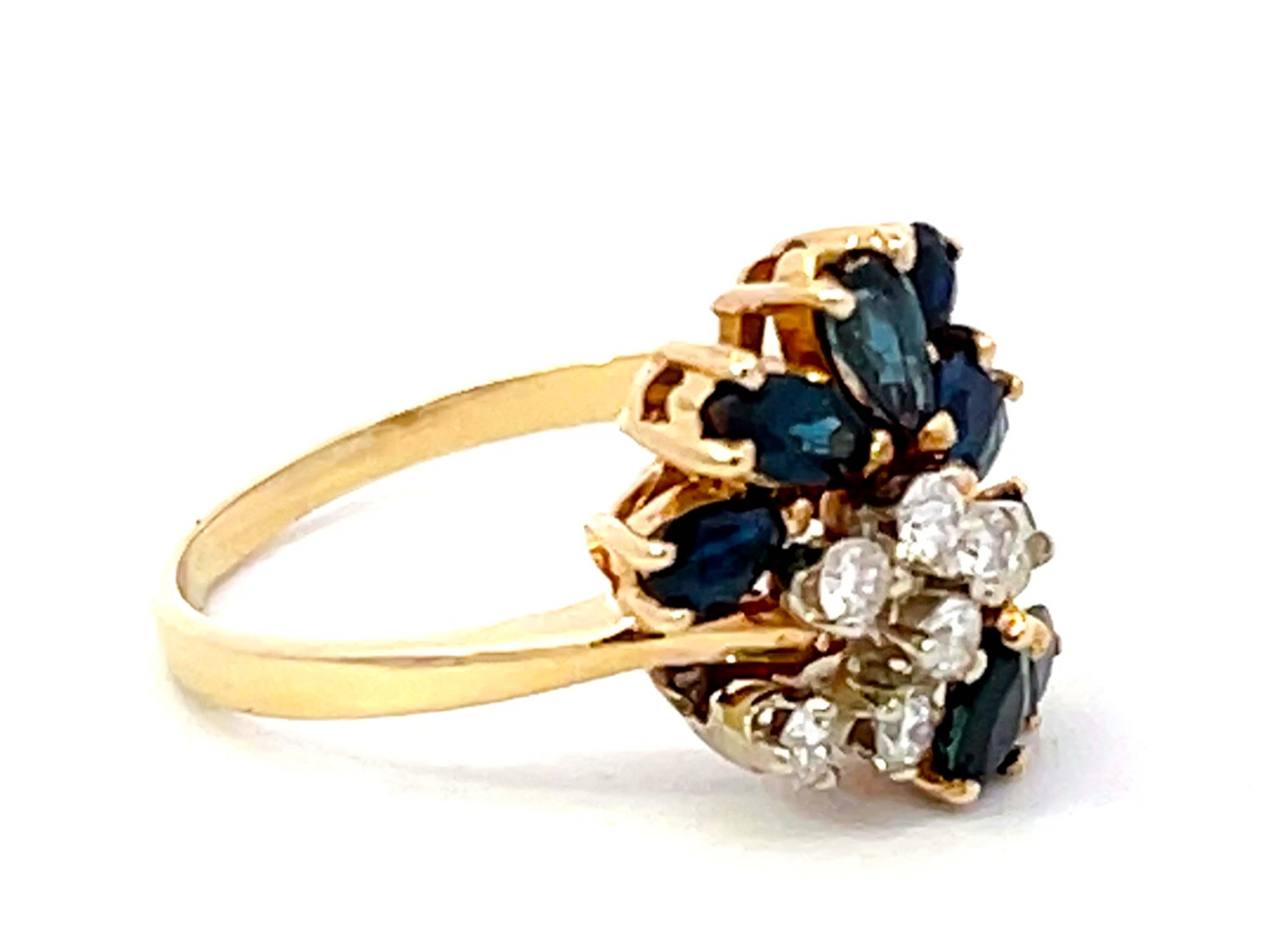 Modern Pear Shaped Blue Sapphires and Diamond Ring in 14k Yellow Gold For Sale